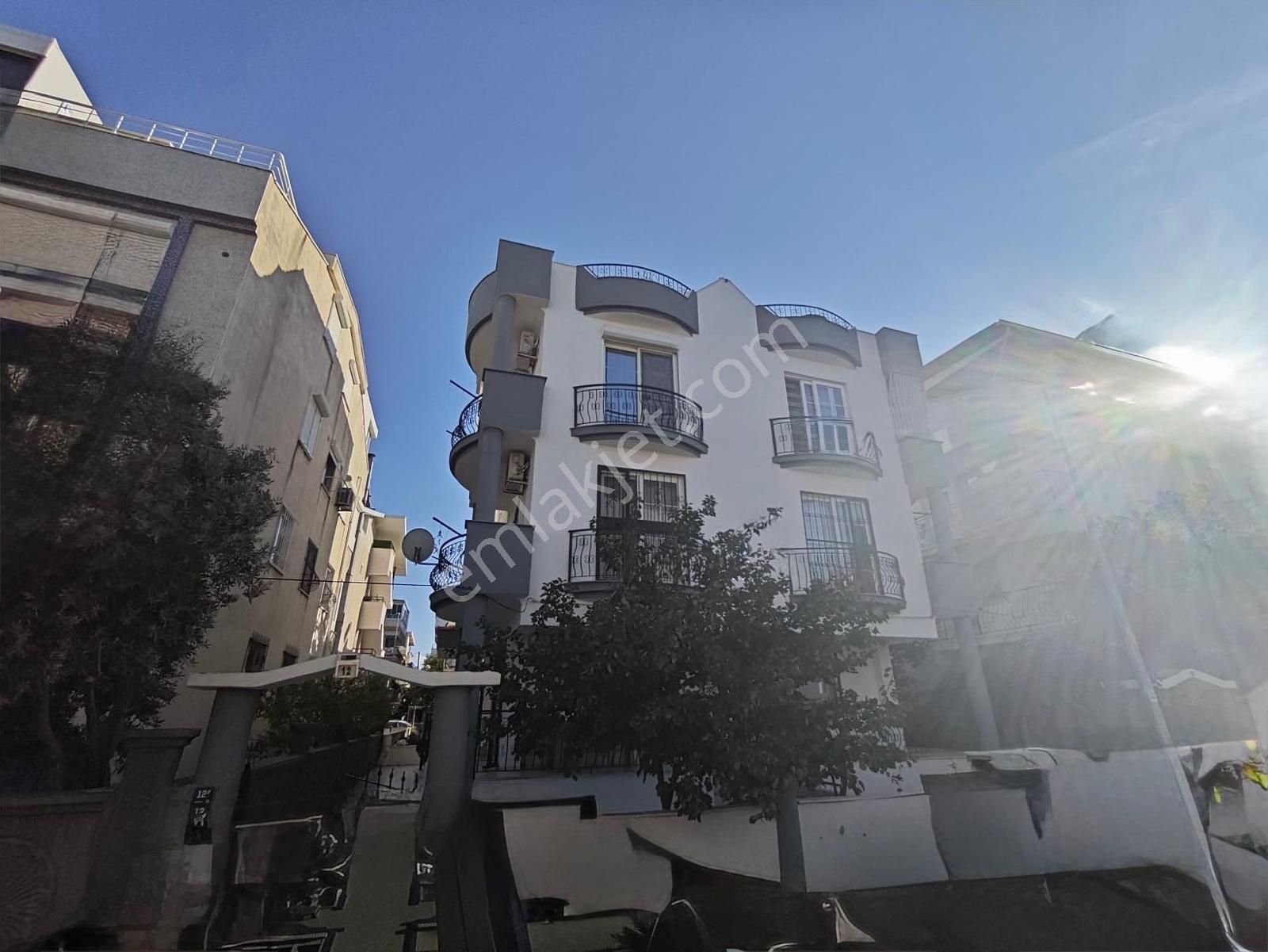 Didim Çamlıkta Denize 800m Mesafede 2+1 Açık Mutfaklı Teraslı Kat Dubleximiz Satışdadır