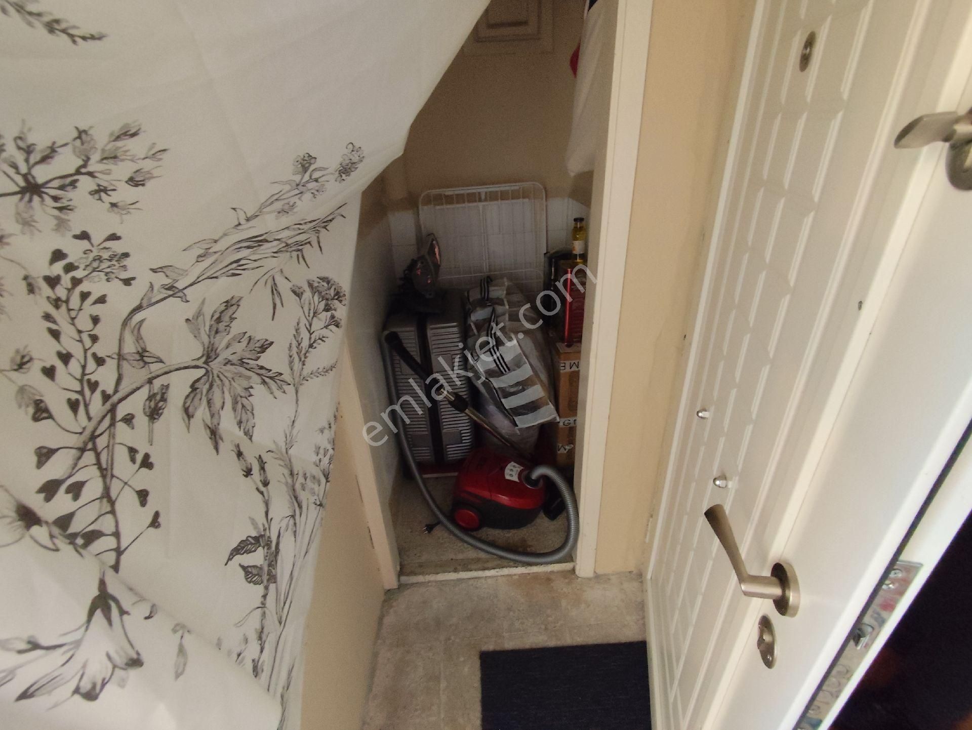 Kocamustafapaşa Abdullah Dede Sok Kat 3 Çift Cephe 1+1 Satılık Daire - Görsel 19