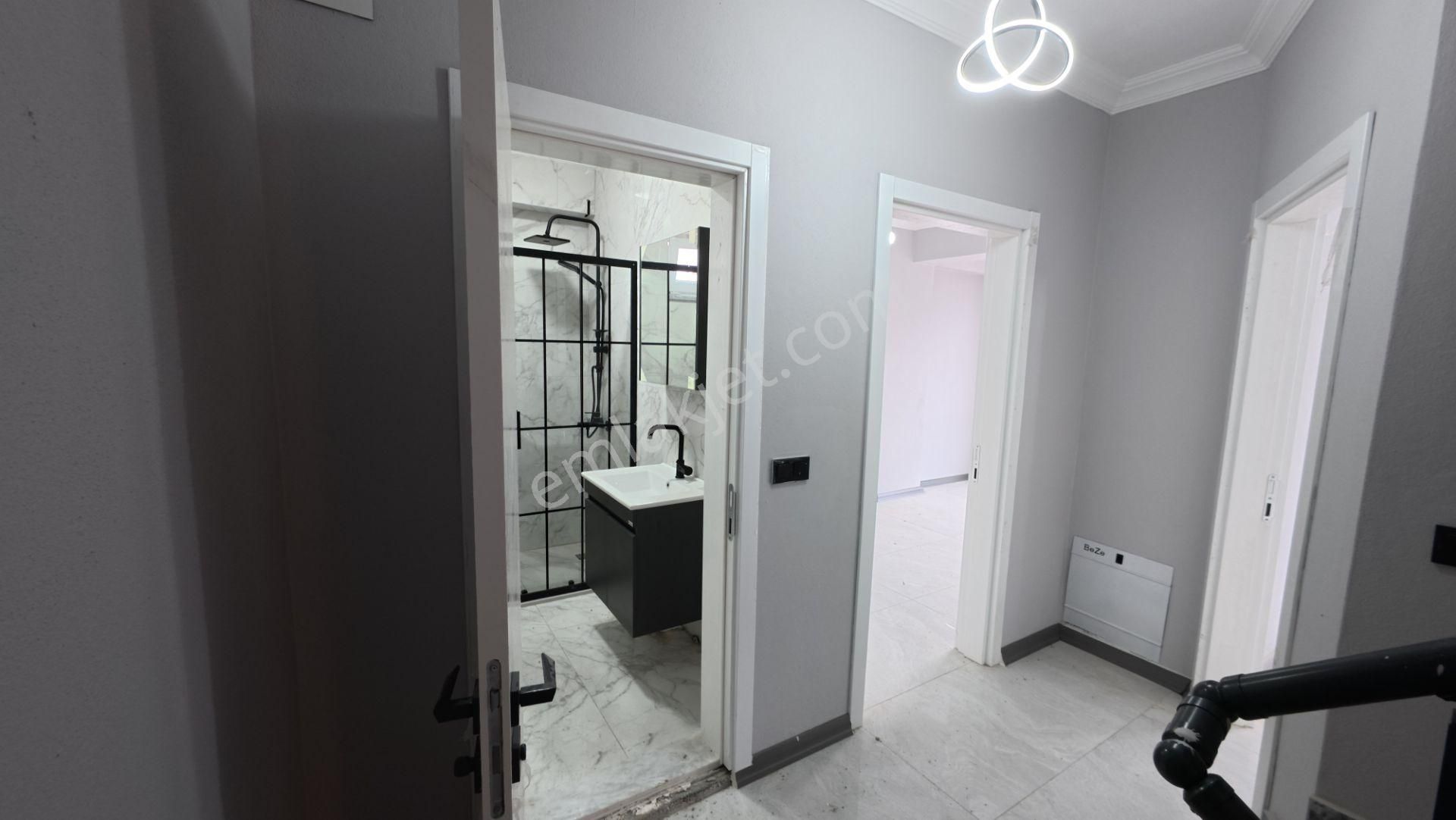 Kocaali’de Satılık 3+1 Denize Komşu, Manzaralı Fırsat Villa - Görsel 17