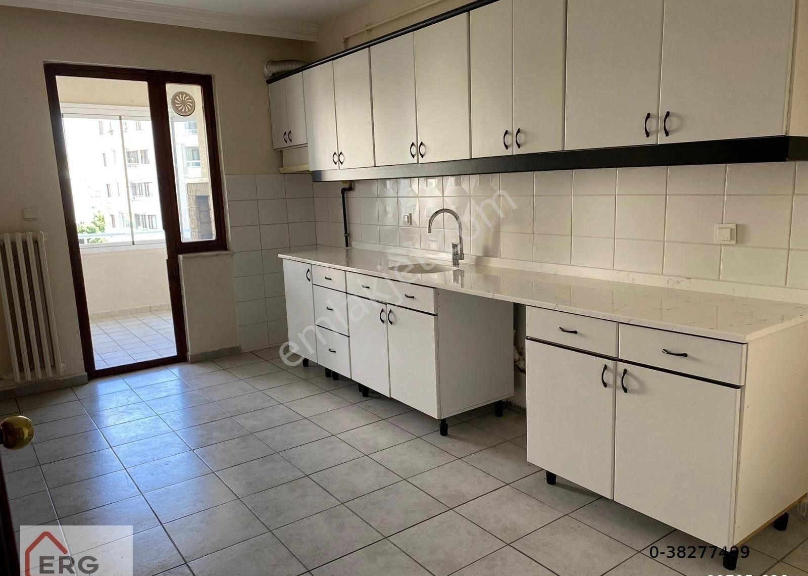 Çankaya Kırkkonaklar Simkent Stesi Çağdaş Market Karşısı Kiralık 3+1 - Görsel 4