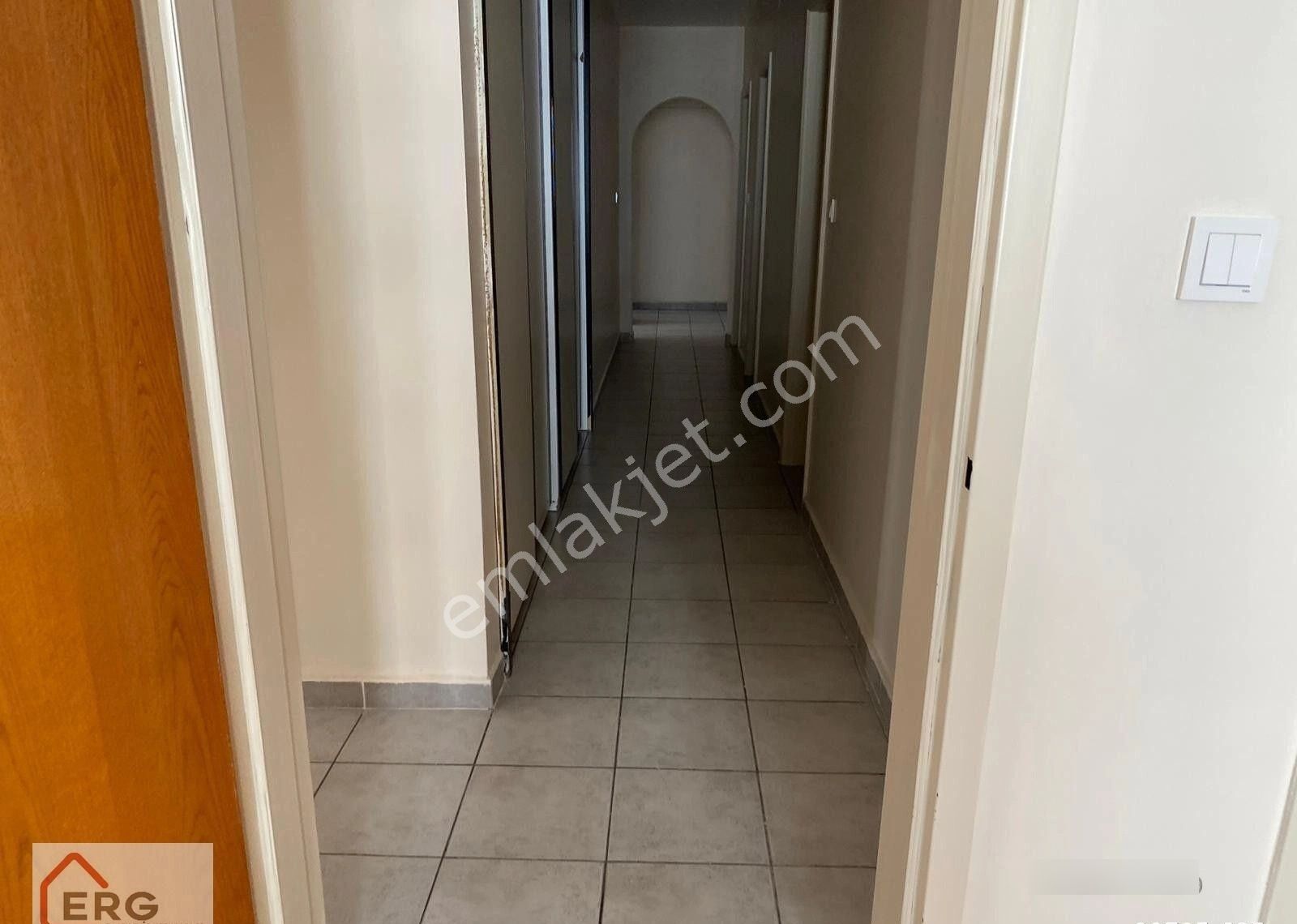 Çankaya Kırkkonaklar Simkent Stesi Çağdaş Market Karşısı Kiralık 3+1 - Görsel 24