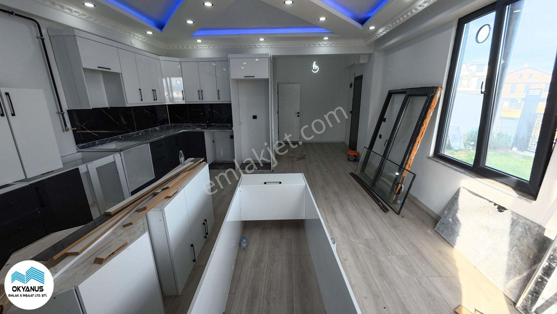 Sakarya Kocaalide Müstakil Bahçe Kullanımlı 4+1 Villa!!! - Görsel 15