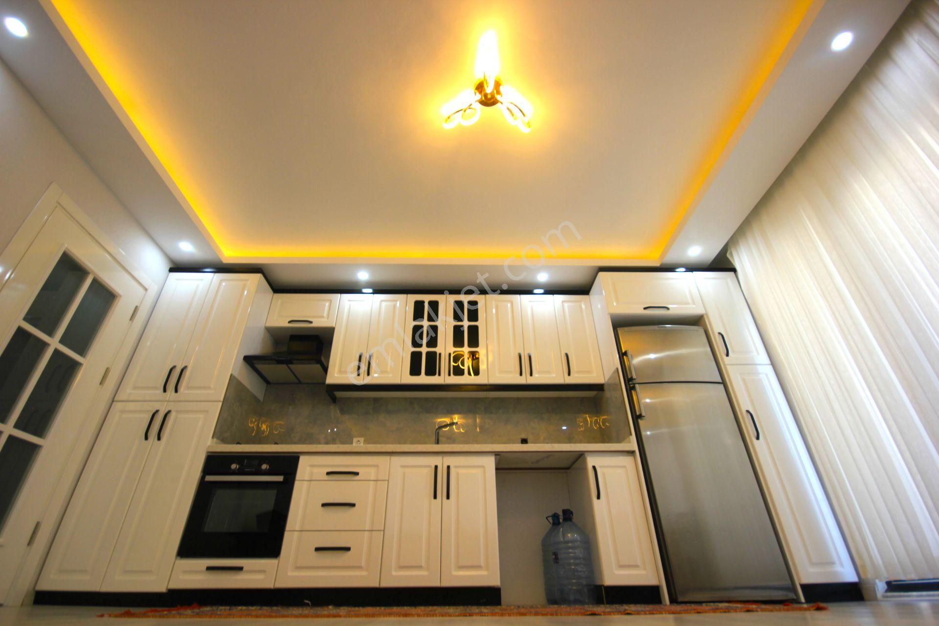 Aktiften Pelitköyde En Nezih Muhitinde Lüks 6+2 Manzaralı Satılık Villa - Görsel 2
