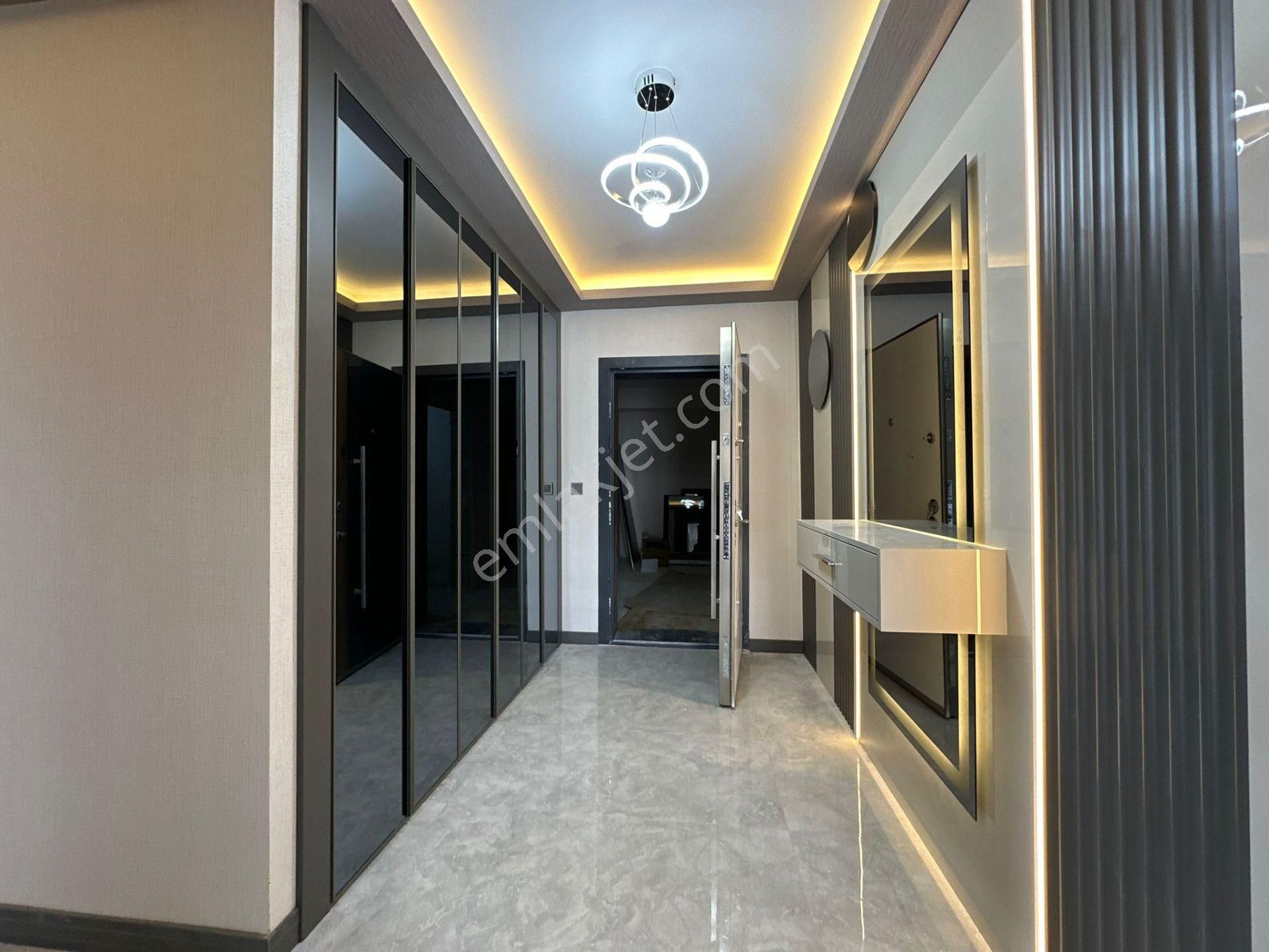 Pursaklar Mehmet Zengin Emlak'tan Potokol Yolu Yakını Teras Balkonlu 5.kat 4+1 Stede Daire - Görsel 22