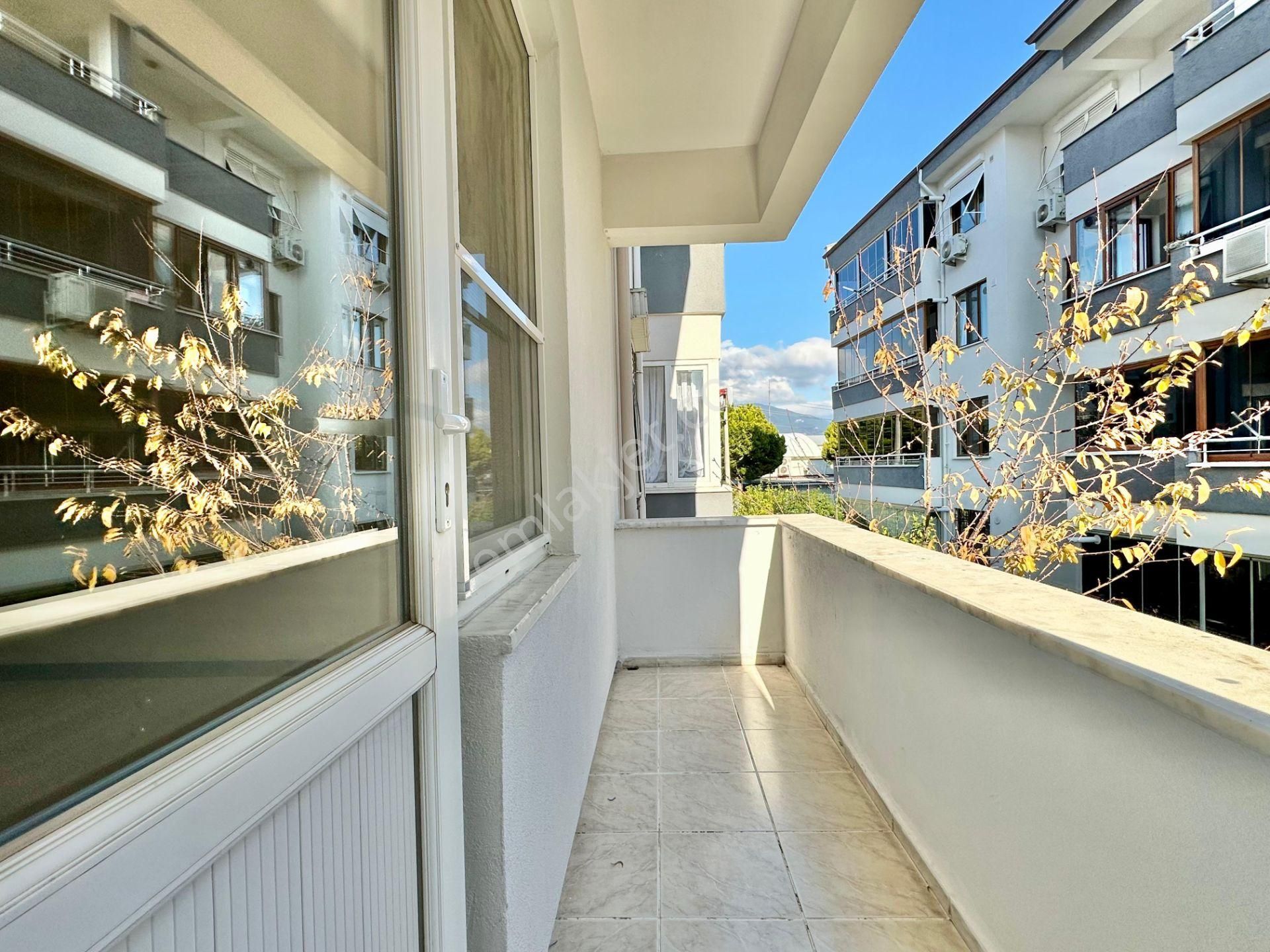 ꧁ay Emlaktan꧁akçay Merkezde Arakat Ayrı Mutfaklı Denize Yakın Lüx Tasarım Satılık 2+1 Geniş Daire - Görsel 24