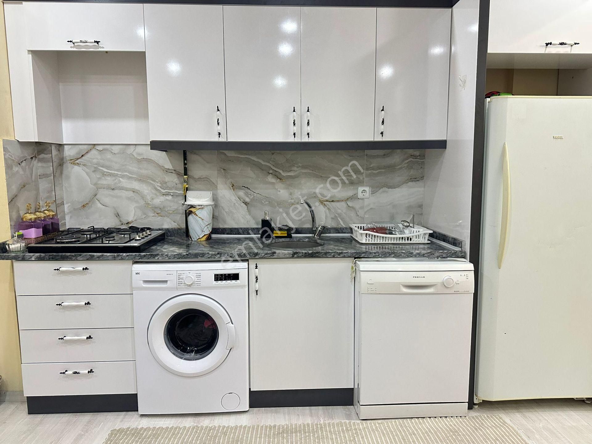 Mehmet Akif Mah. 1+1 Kombili Full Eşyalı Satılık Daire