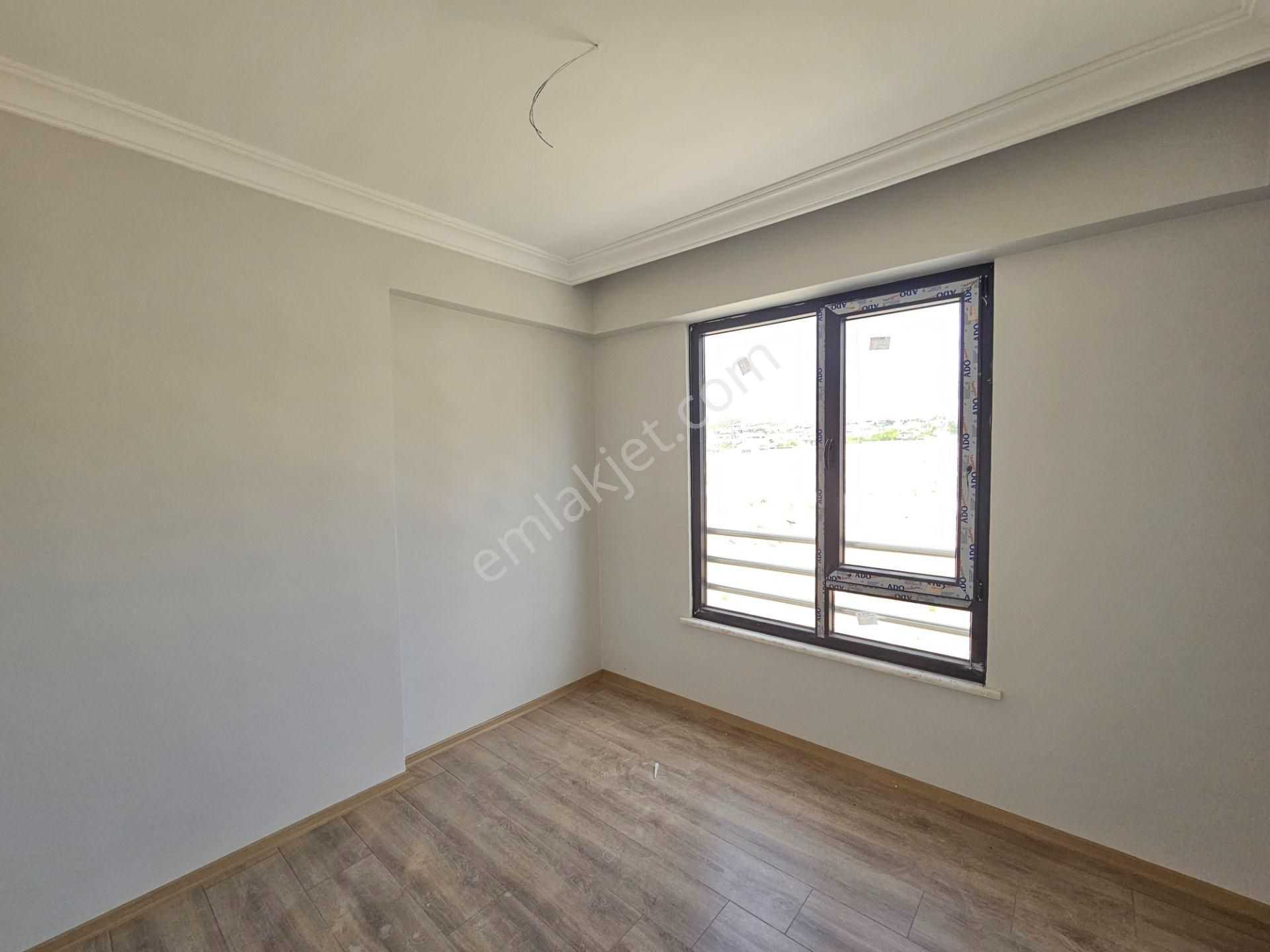 Selahaddin Eyyübi Mahallesinde Mete Konaklarına Oldukça Yakın 2+1 Satılık Lüx Fırsat Daireler - Görsel 8