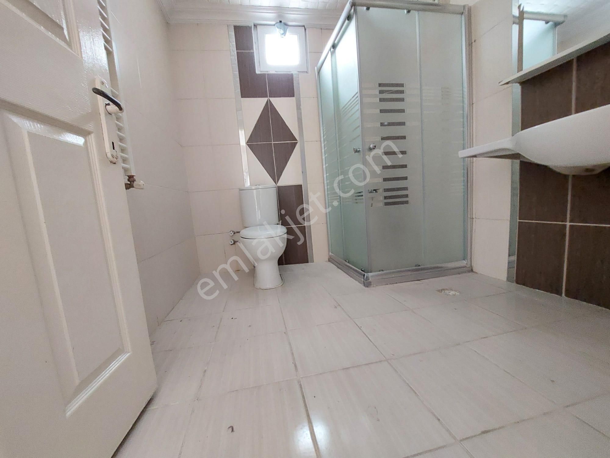 30 Ağustos Mah De Satılık 2+1 Yüksek Giriş Geniş Ön Cephe Daire - Görsel 24