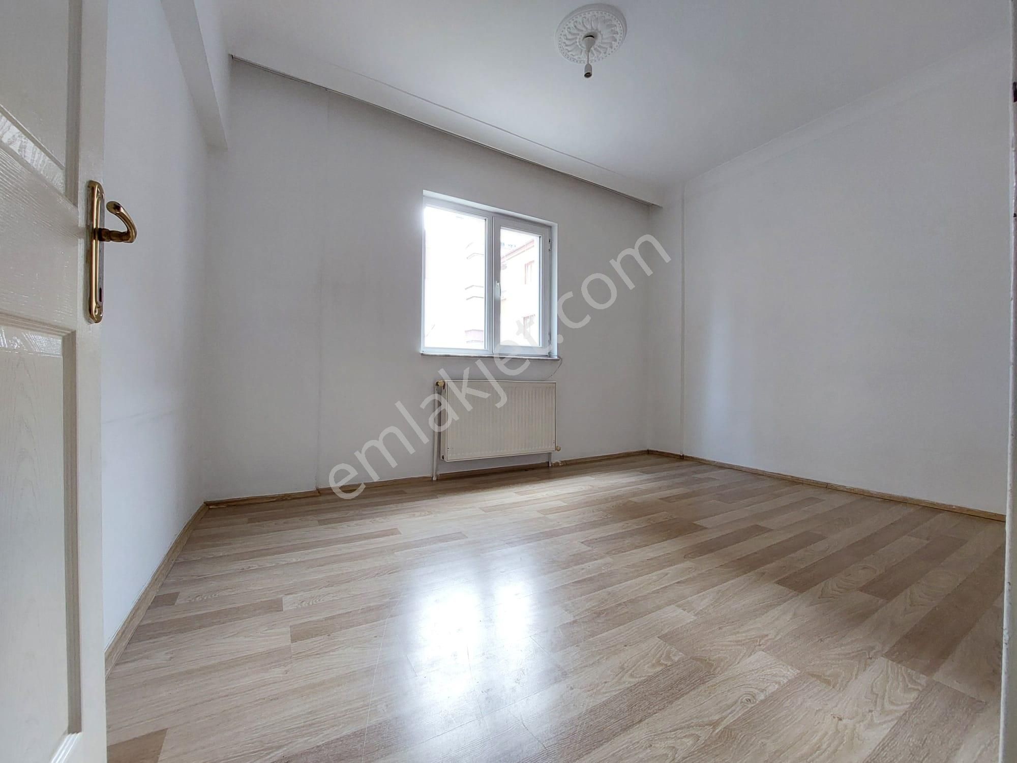 30 Ağustos Mah De Satılık 2+1 Yüksek Giriş Geniş Ön Cephe Daire - Görsel 34