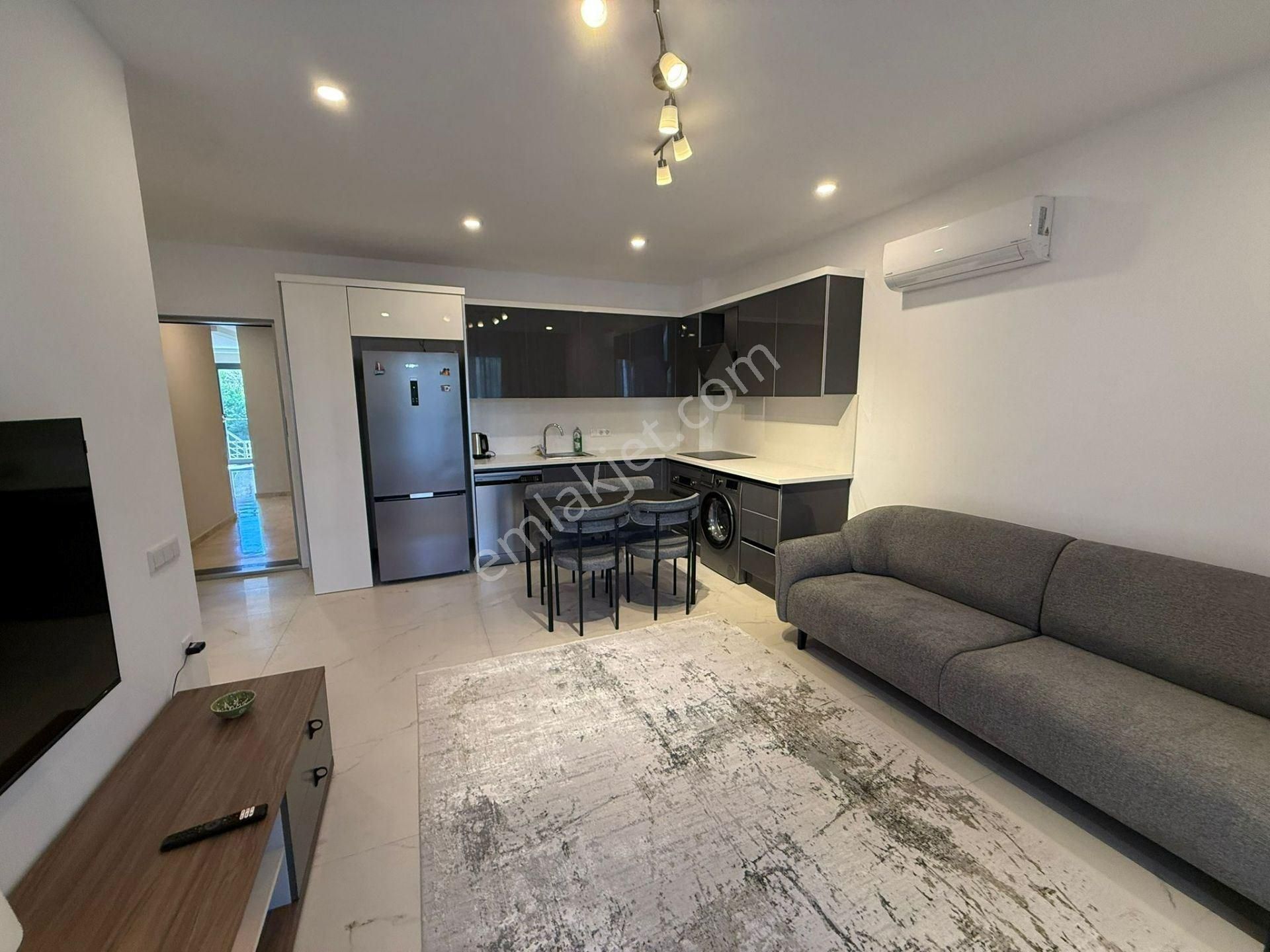 Alanya Kestel’de Lüks Site İçerisinde, Full Eşyalı 1+1 – Havuz Manzaralı! - Görsel 3