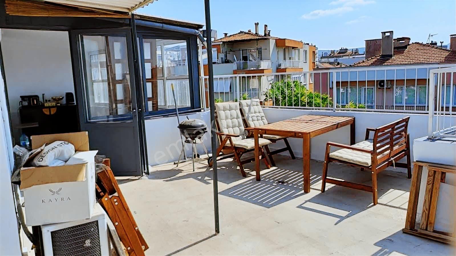 Erzene Mahallesi'nde Teraslı Doğalgazlı 3+1 Kiralık Daire - Görsel 6