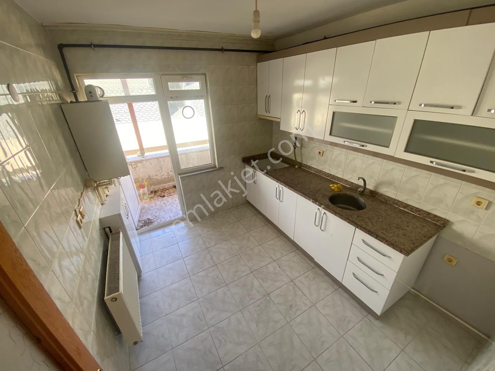 Tuşba Emlaktan Satılık Adliye Binası Önünde 3+1 Daire - Görsel 12