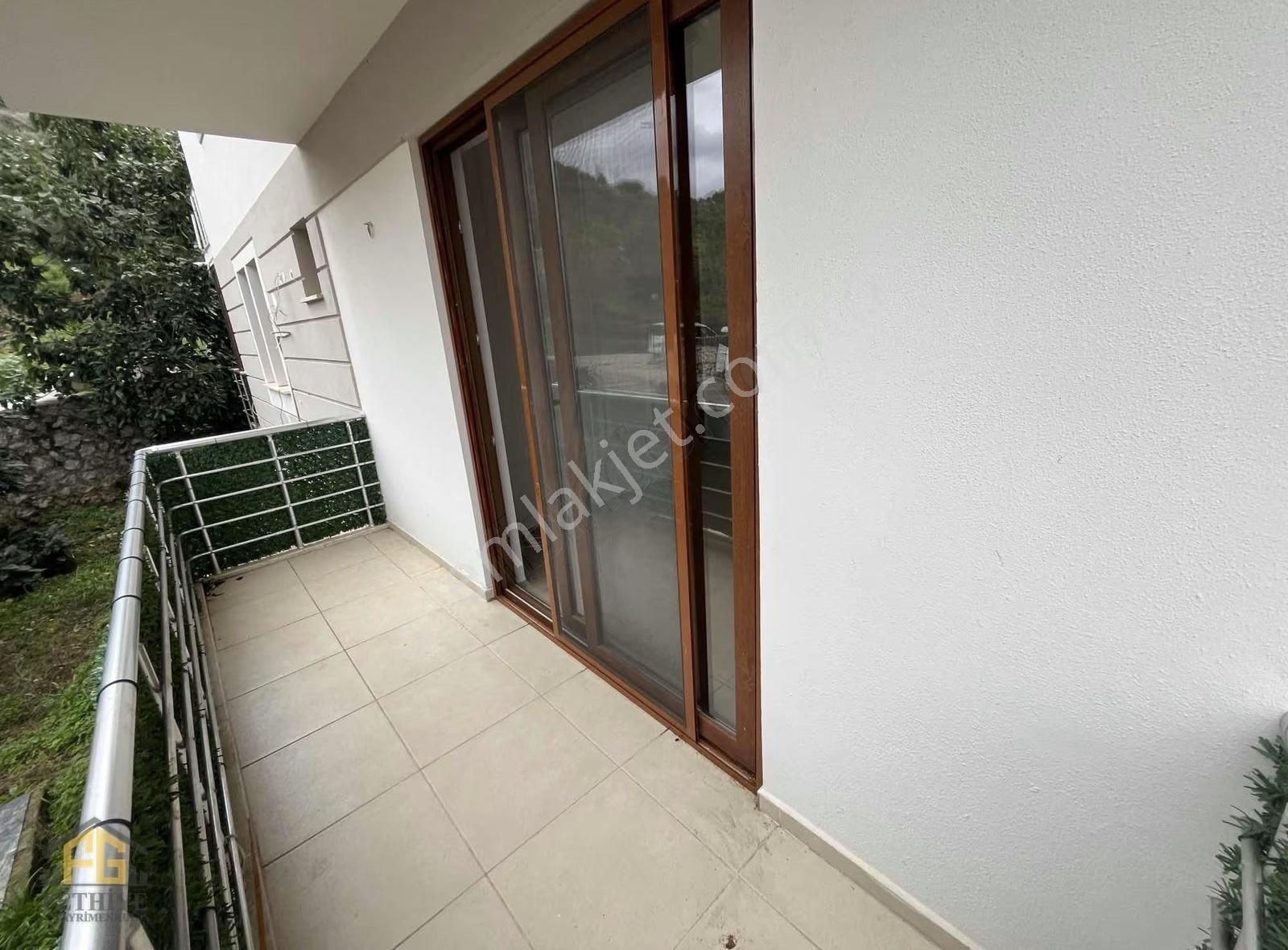 Taşyaka Mahallesi 4+1 Tadilatlı Satılık Ters Dubleks - Görsel 32