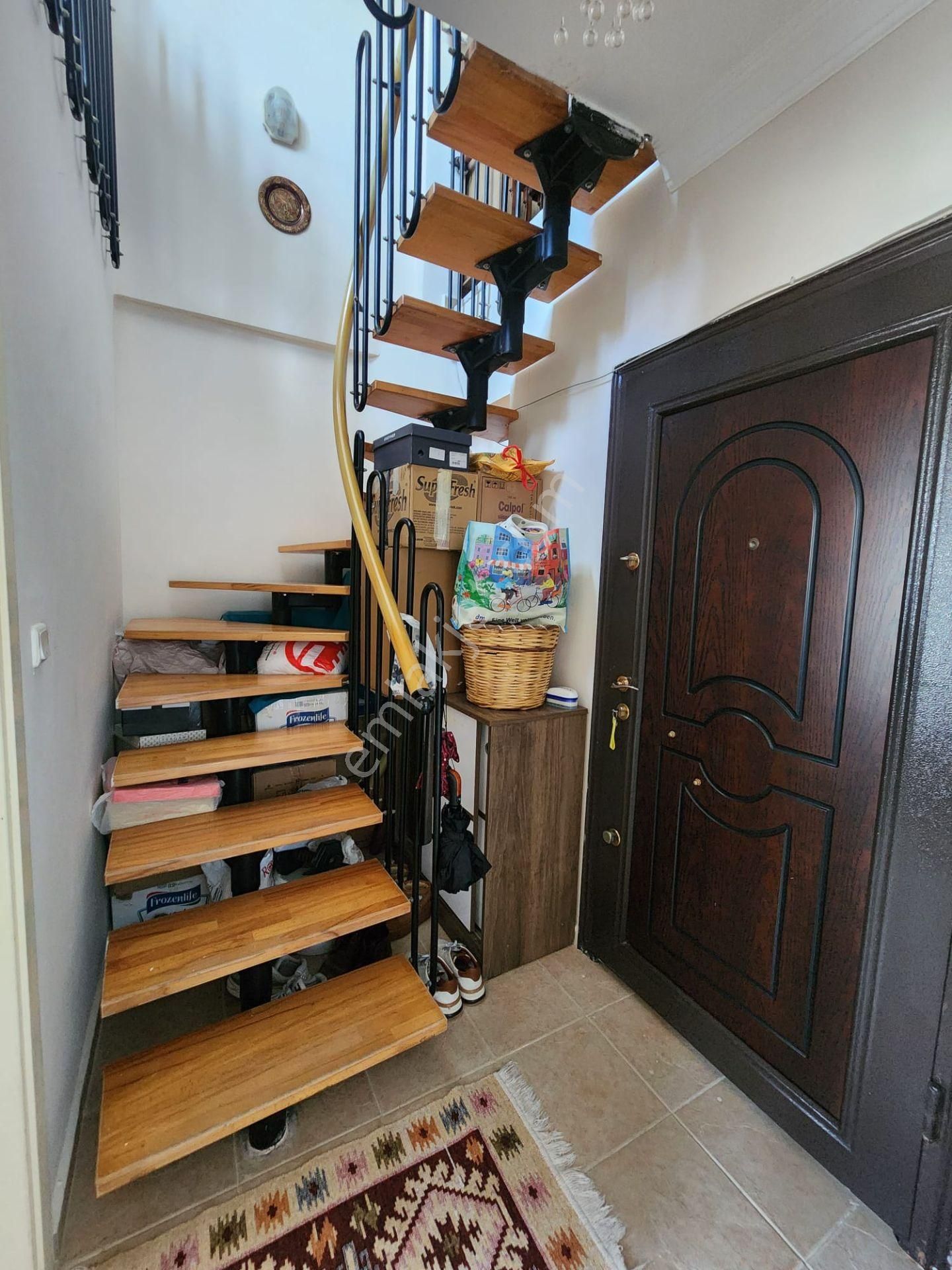 Efeler Mahallesi Cadde Üstü Geniş Teraslı 2+1 Dublex Daire - Görsel 7