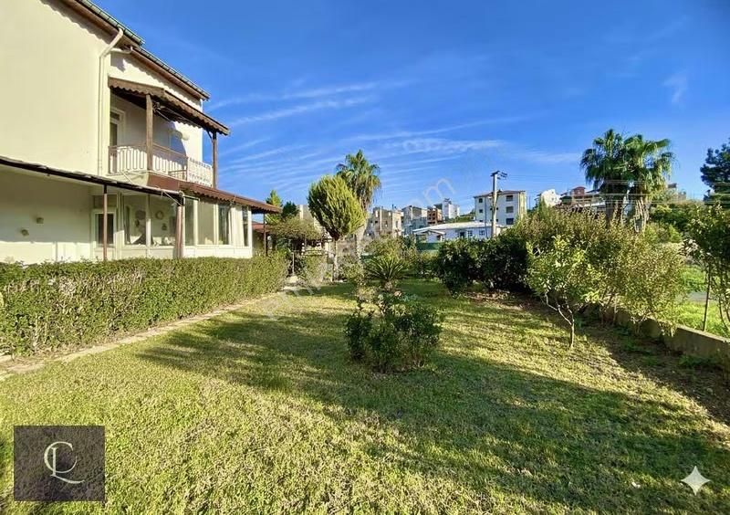 Clara Gayrimenkul'den Serik'de Satılık Tripleks Villa - Görsel 18