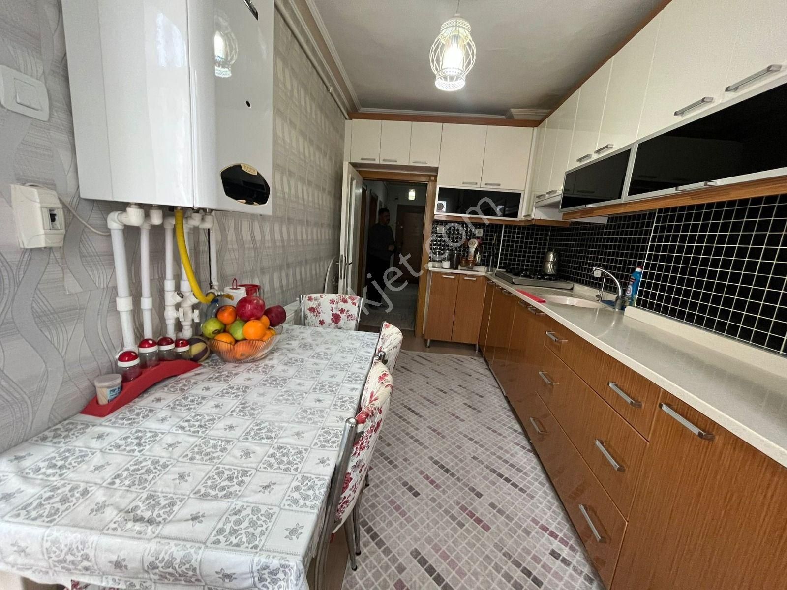 M.çakmak Mh'de 3+1 110m² Full Yapılı Cadde Üzeri Yapılı Daire - Görsel 4