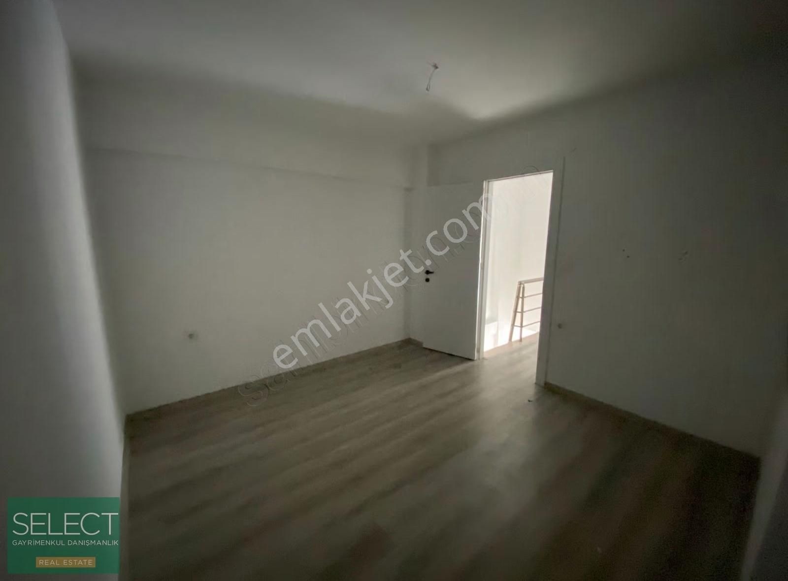 Selectten Çarşıda Kiralık Aylık Ödeme Eşyasız 2+1 Dubleks - Görsel 4