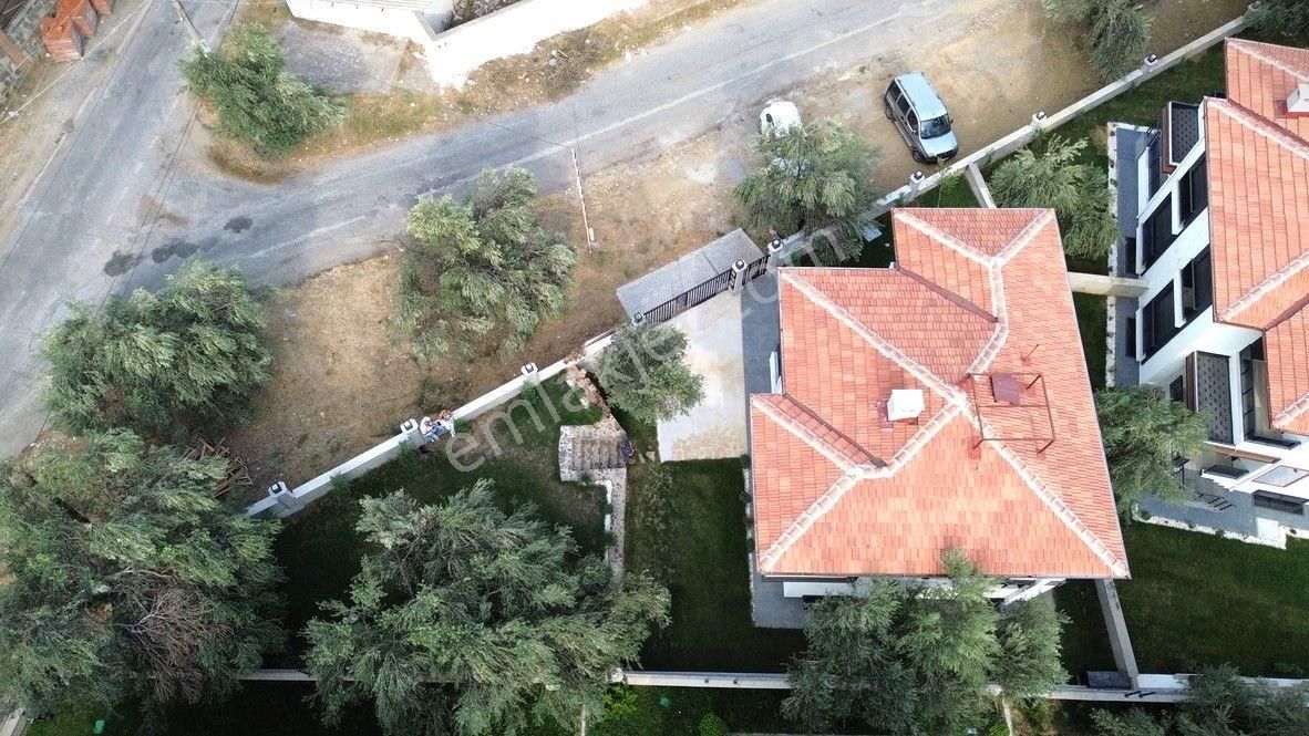 🍀kazdağlarının Temiz Oksijenini Ciğerlerinizde Hissedeceğiniz Güre'de Muhteşem 7+1 Müstakil Villa🍀 - Görsel 31