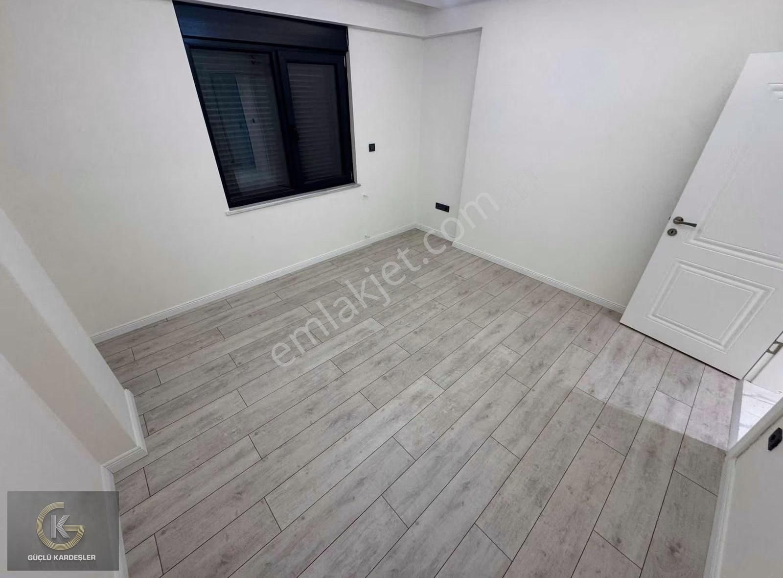 Güçlü Kardeşler 400m2 Arsa İçerisinde 7+1 Müstakil Villa - Görsel 21
