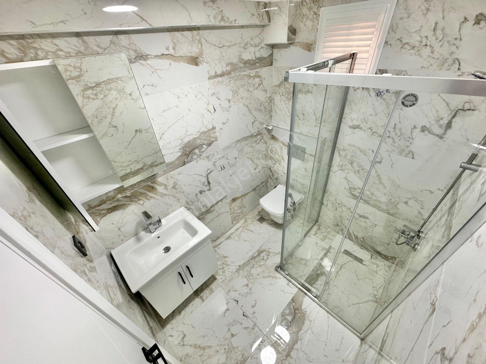 ꧁ay Emlaktan꧂akçay Merkezde İçi Komple Yenilenmiş Arakat Denize Yakın Satılık 2+1 Lüx Daire - Görsel 34