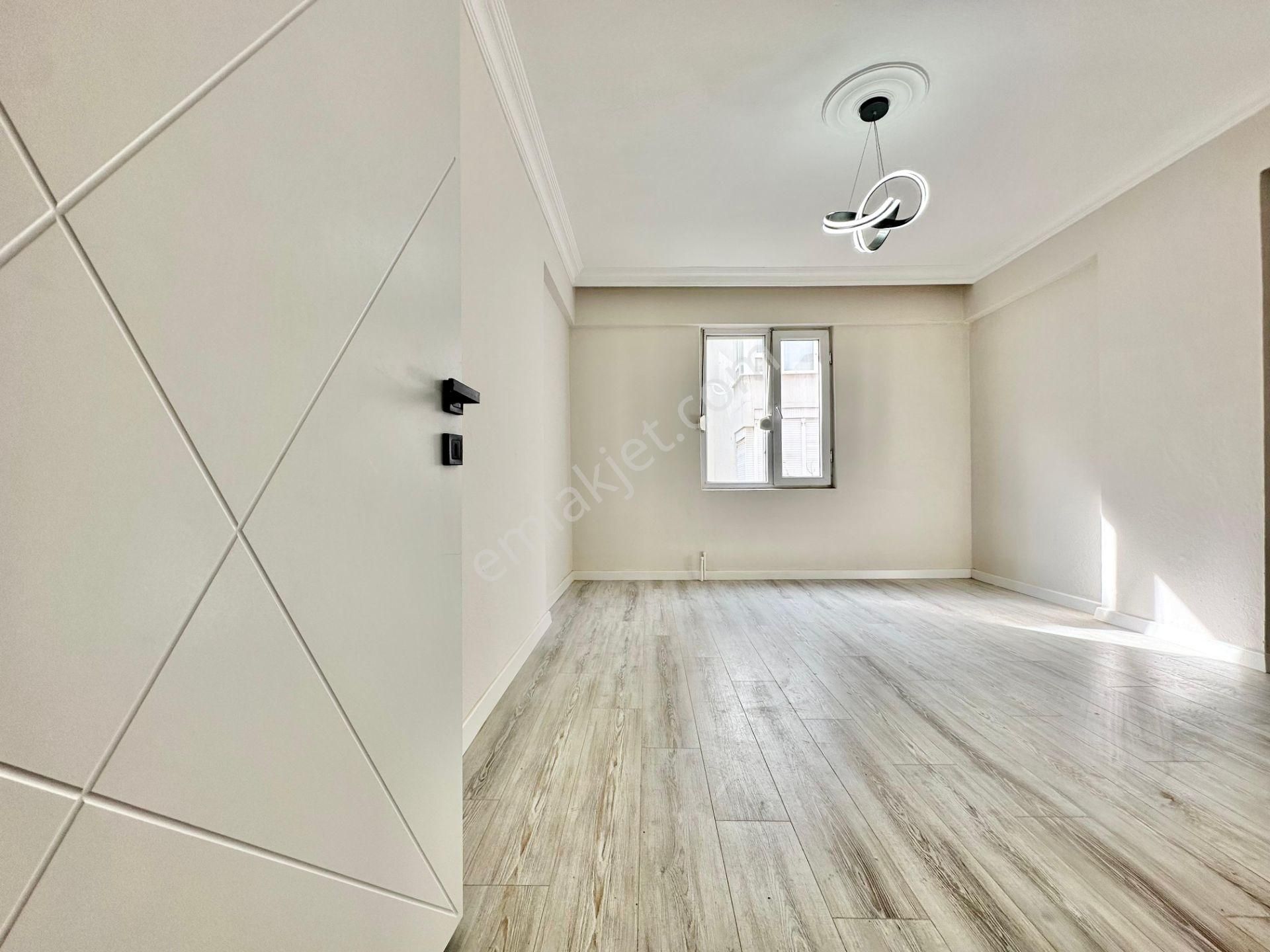 ꧁ay Emlaktan꧂akçay Merkezde İçi Komple Yenilenmiş Arakat Denize Yakın Satılık 2+1 Lüx Daire - Görsel 30