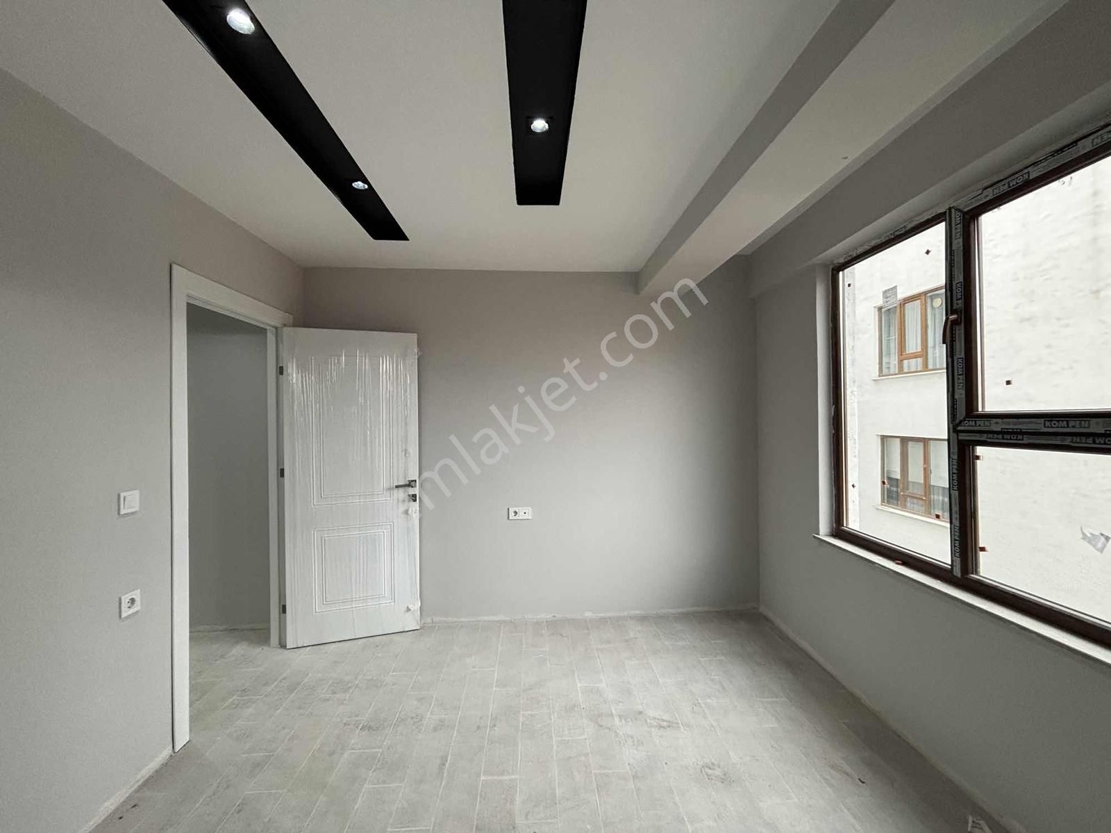 Ekerden Ertuğrulgazide Salı Pazarı Yanı Başı 2+1 Sıfır Daire - Görsel 19