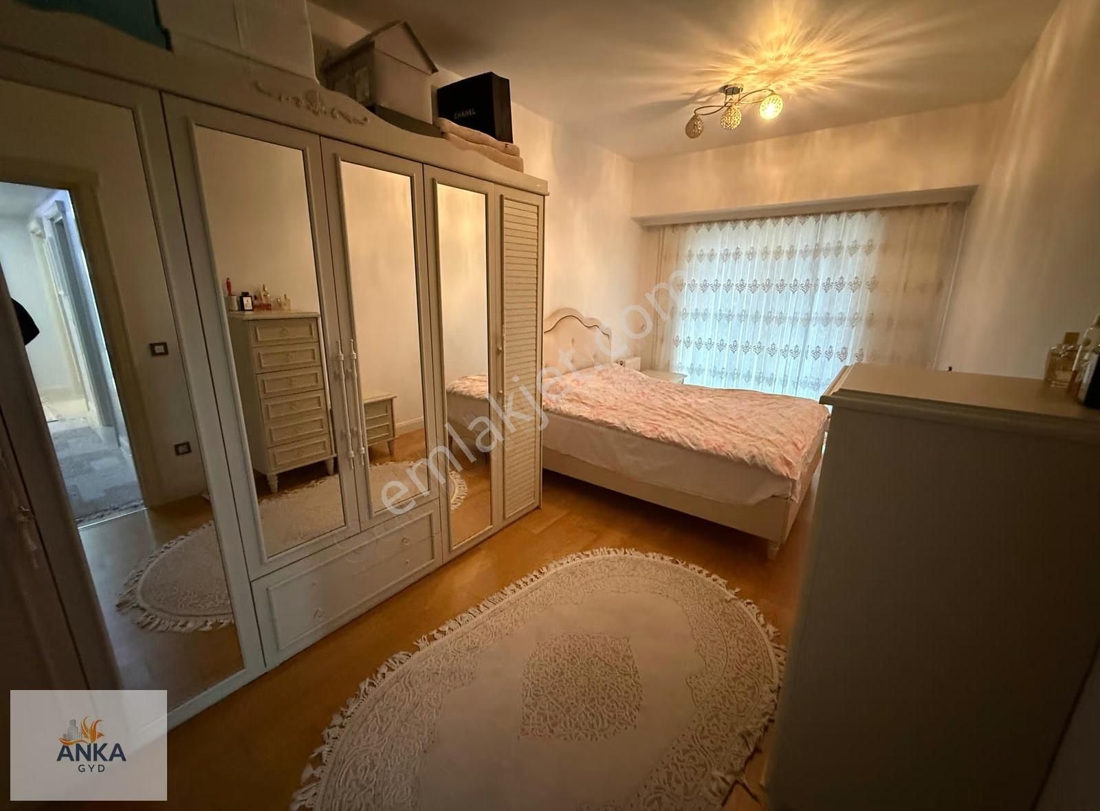 Venezia'da Şehir Mnz Full Balkon Eşyalı Satılık 3+1 Daire - Görsel 9