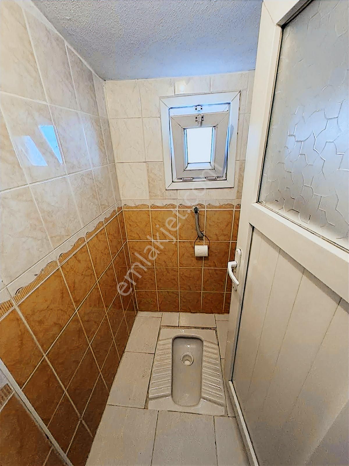 Yoldaş İnşaat'tan Kiralık 110 M2 Çatı Katı Daire Çatısı Beton - Görsel 16