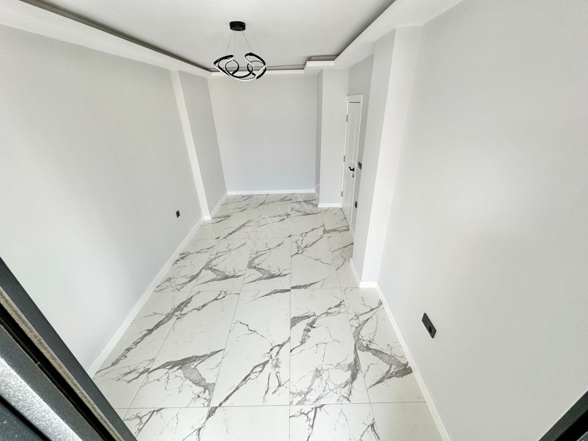 ꧁ay Emlaktan꧂akçay'da Yüksek Kredili Arakat Ön Cephe Denize Yakın Kapalı Balkonlu Satılık 1+1 Daire - Görsel 21