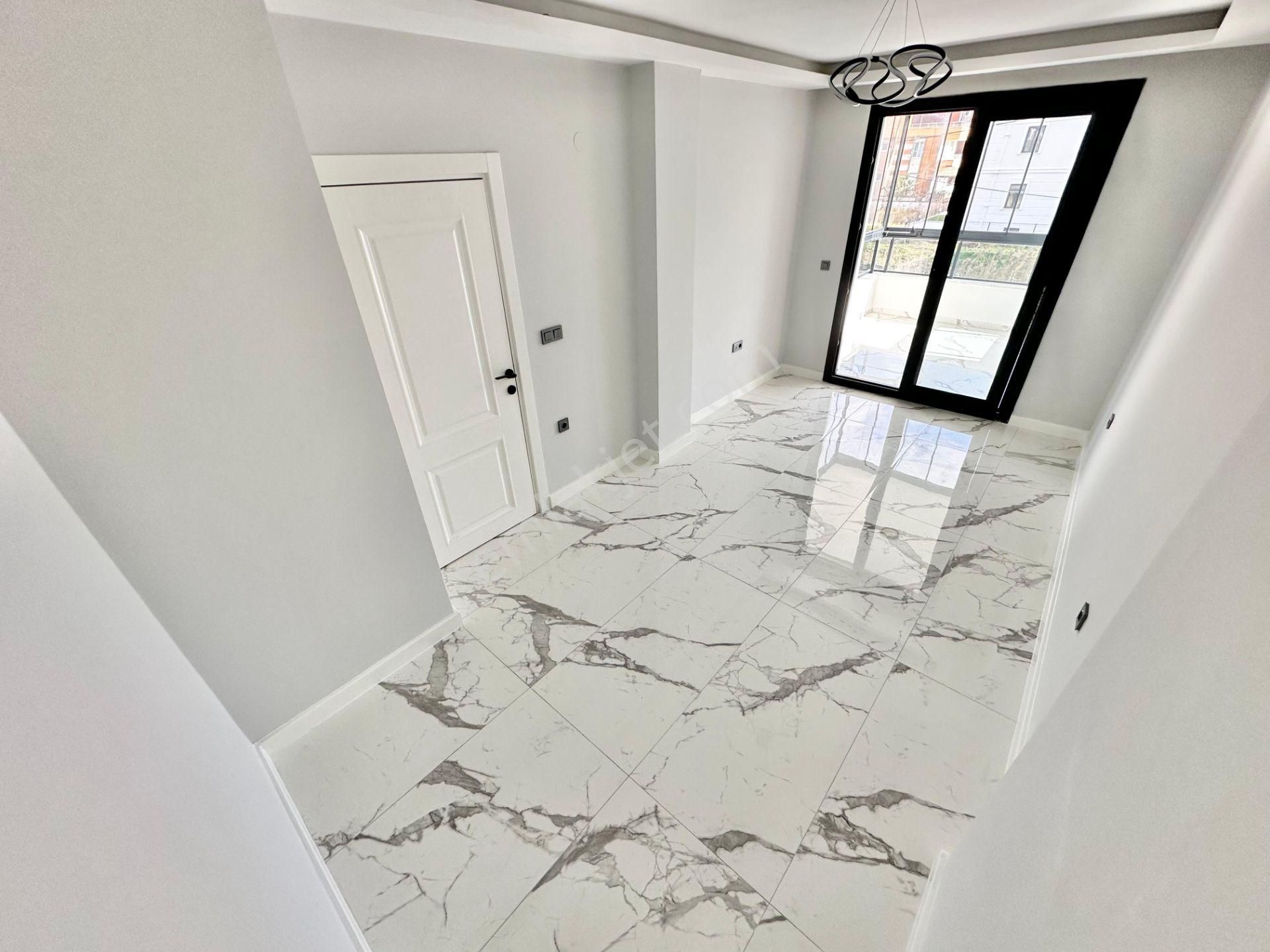 ꧁ay Emlaktan꧂akçay'da Yüksek Kredili Arakat Ön Cephe Denize Yakın Kapalı Balkonlu Satılık 1+1 Daire - Görsel 13