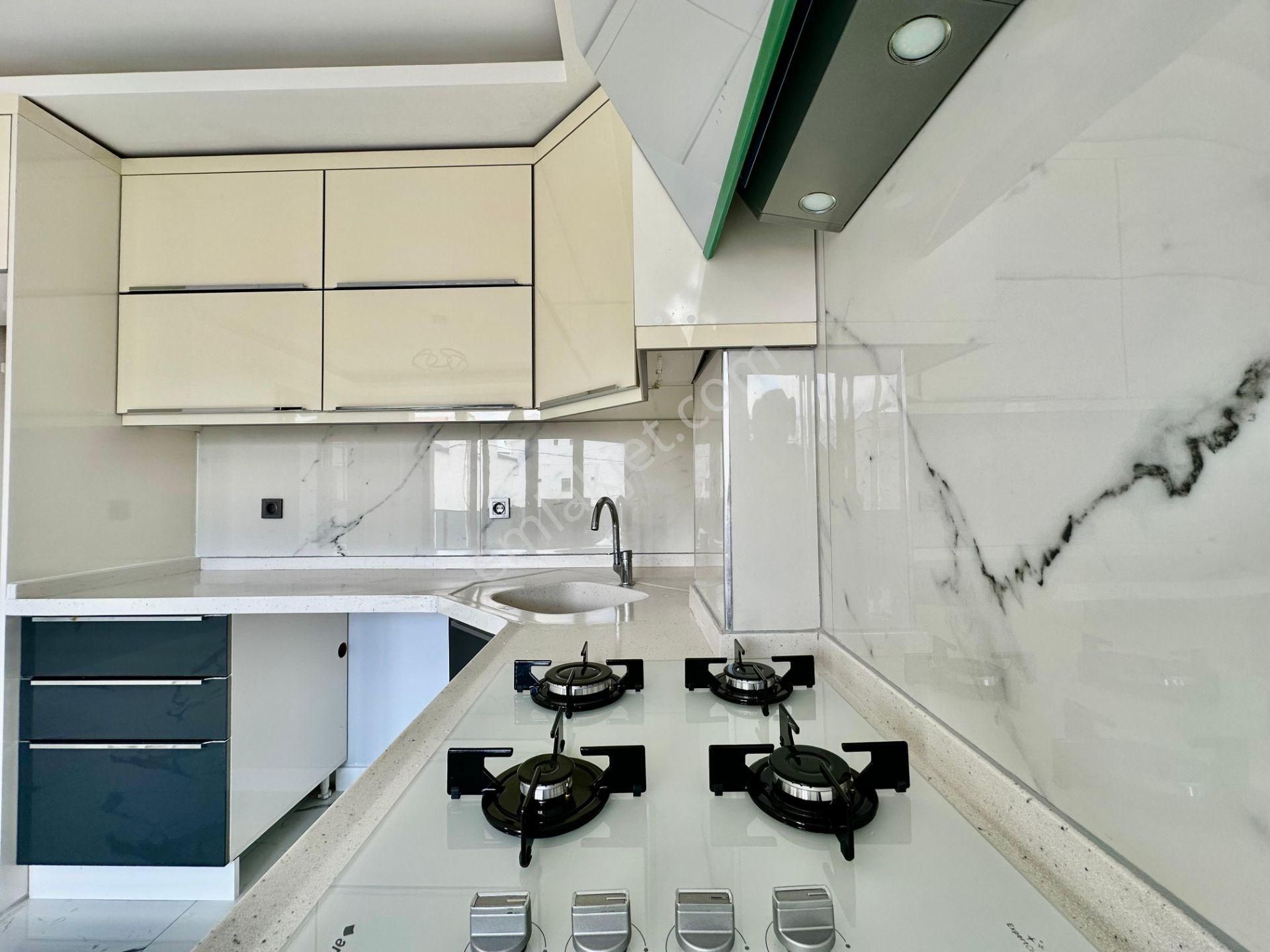 ꧁ay Emlaktan꧂akçay'da Yüksek Kredili Arakat Ön Cephe Denize Yakın Kapalı Balkonlu Satılık 1+1 Daire - Görsel 14