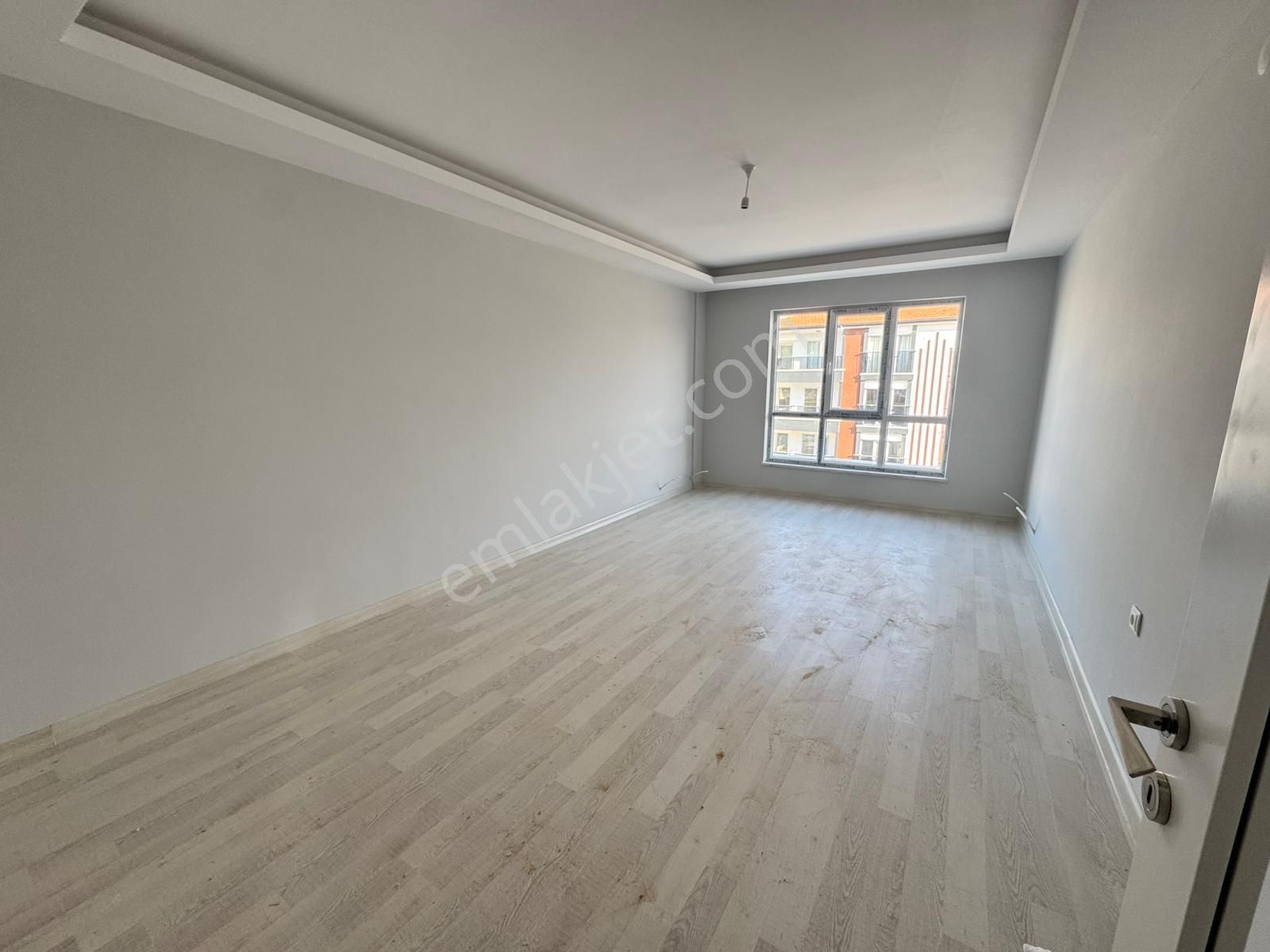 Yeni Cimşit Mh'de 3+1 135m² Asansörlü Ebeveyn Banyolu Sıfır Daire - Görsel 9