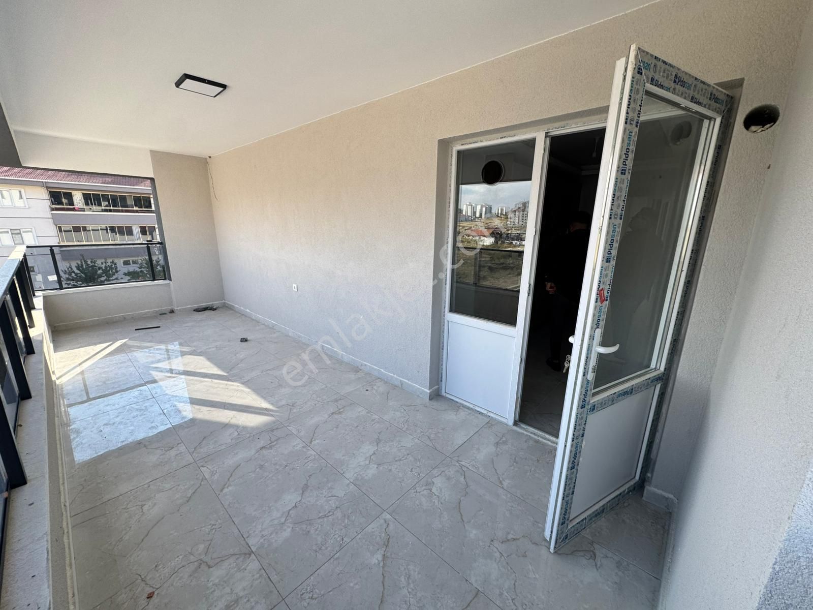 Yeni Cimşit Mh'de 3+1 135m² Asansörlü Ebeveyn Banyolu Sıfır Daire - Görsel 28
