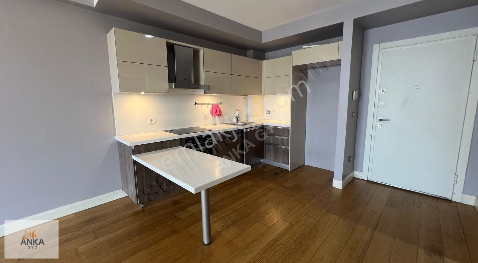 Viaport Venezia'da Avm Mnz Balkonlu Kare Salon Kiralık 1+1 - Görsel 9