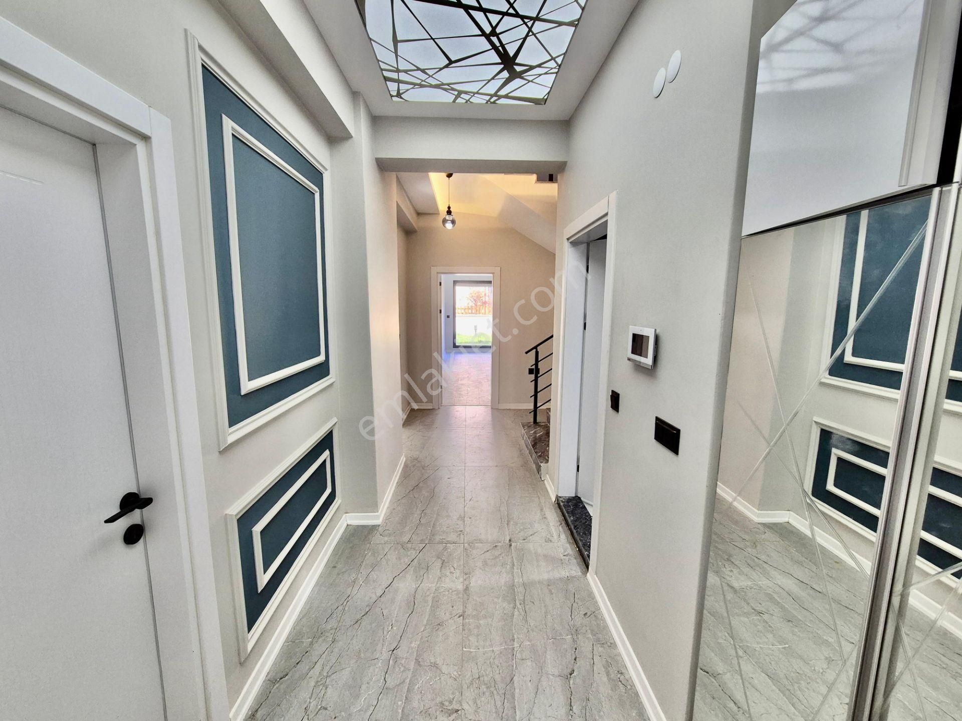 ▓karabuluttan▓kızılkeçili'de Özel Tasarım Havuzlu & Lüx Satılık 4+1 Villa - Görsel 28