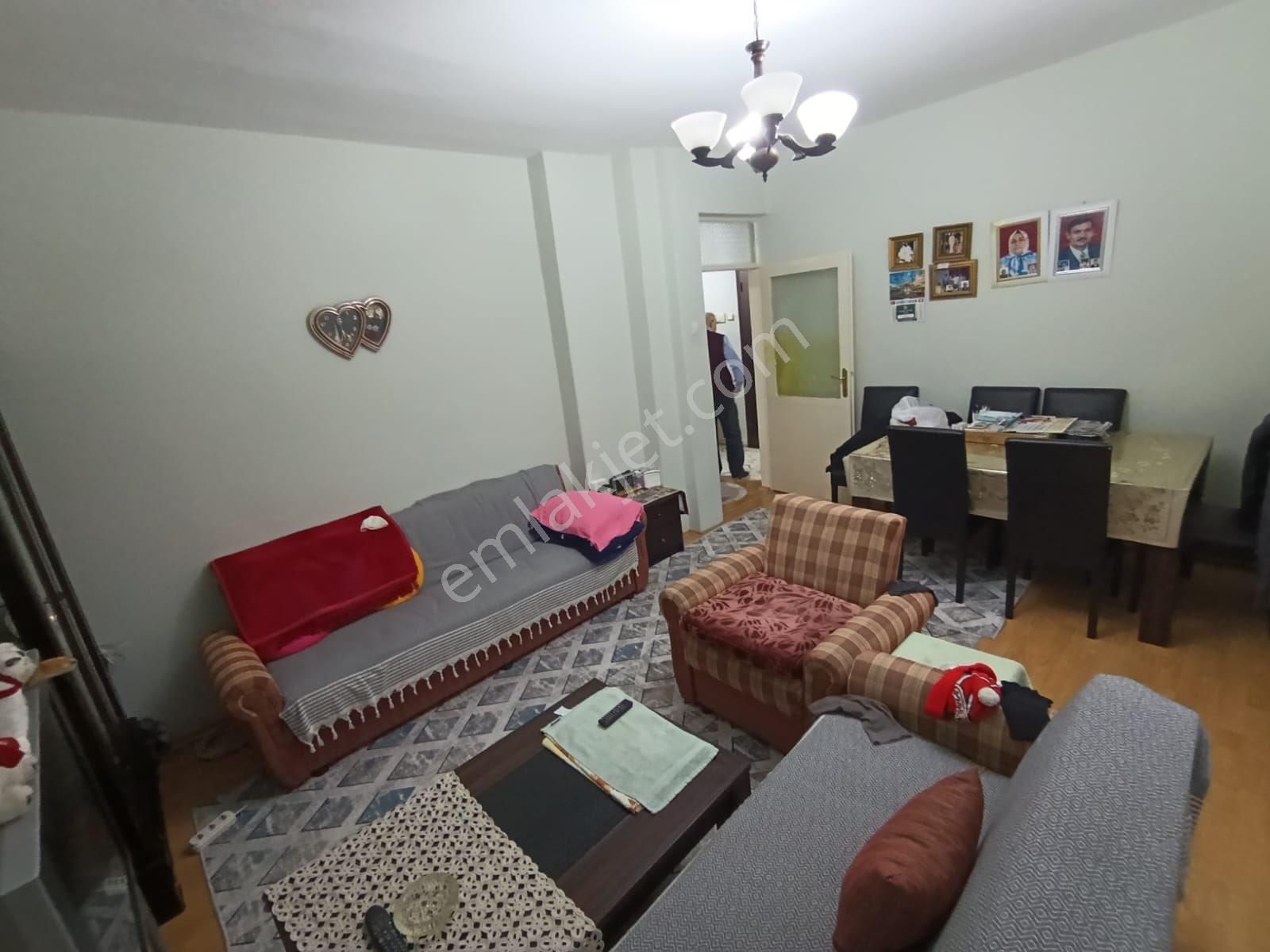 Hürriyet Mahallesinde İci Temiz Satılık Daire - Görsel 25