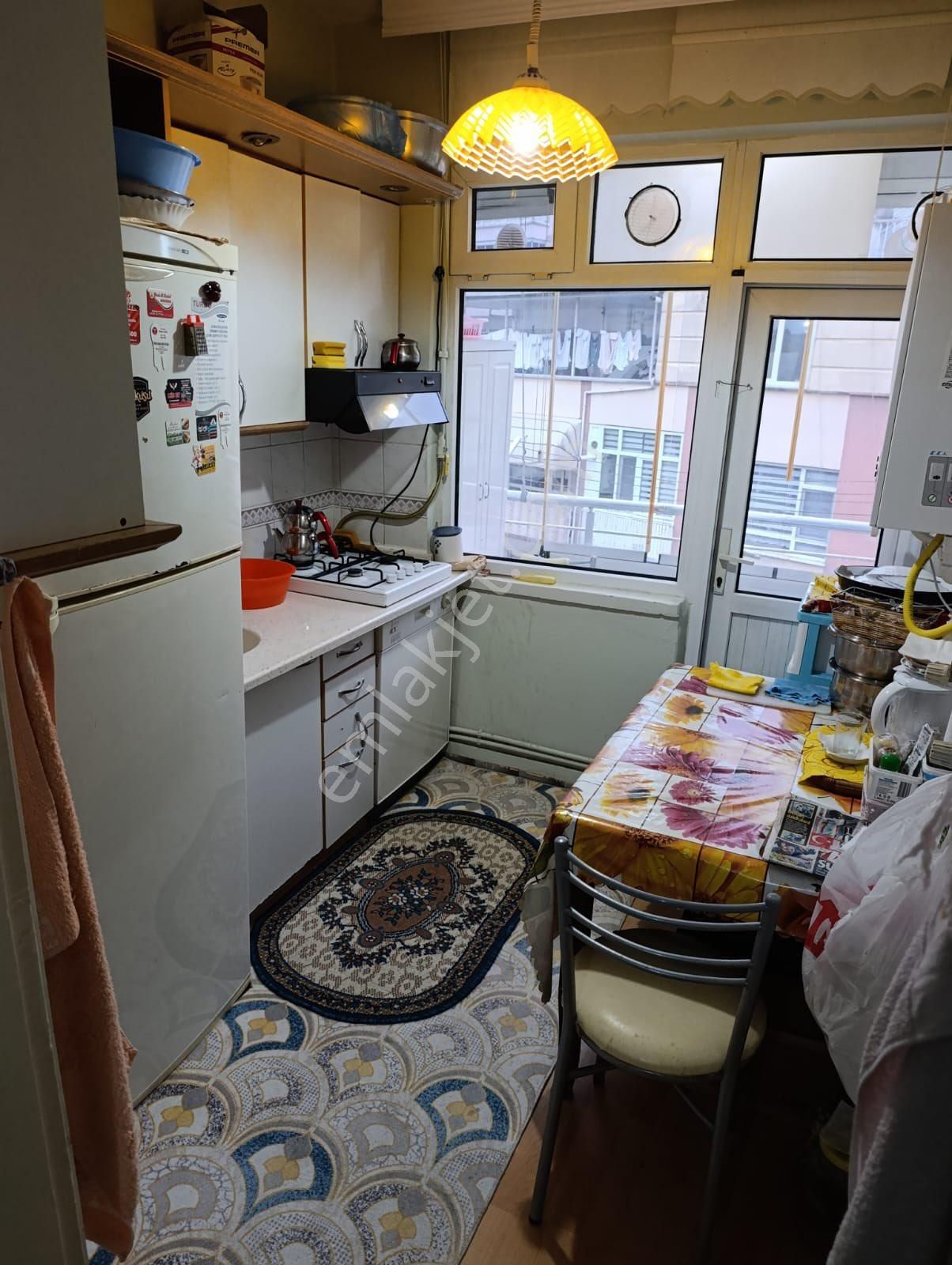 Hürriyet Mahallesinde İci Temiz Satılık Daire - Görsel 8