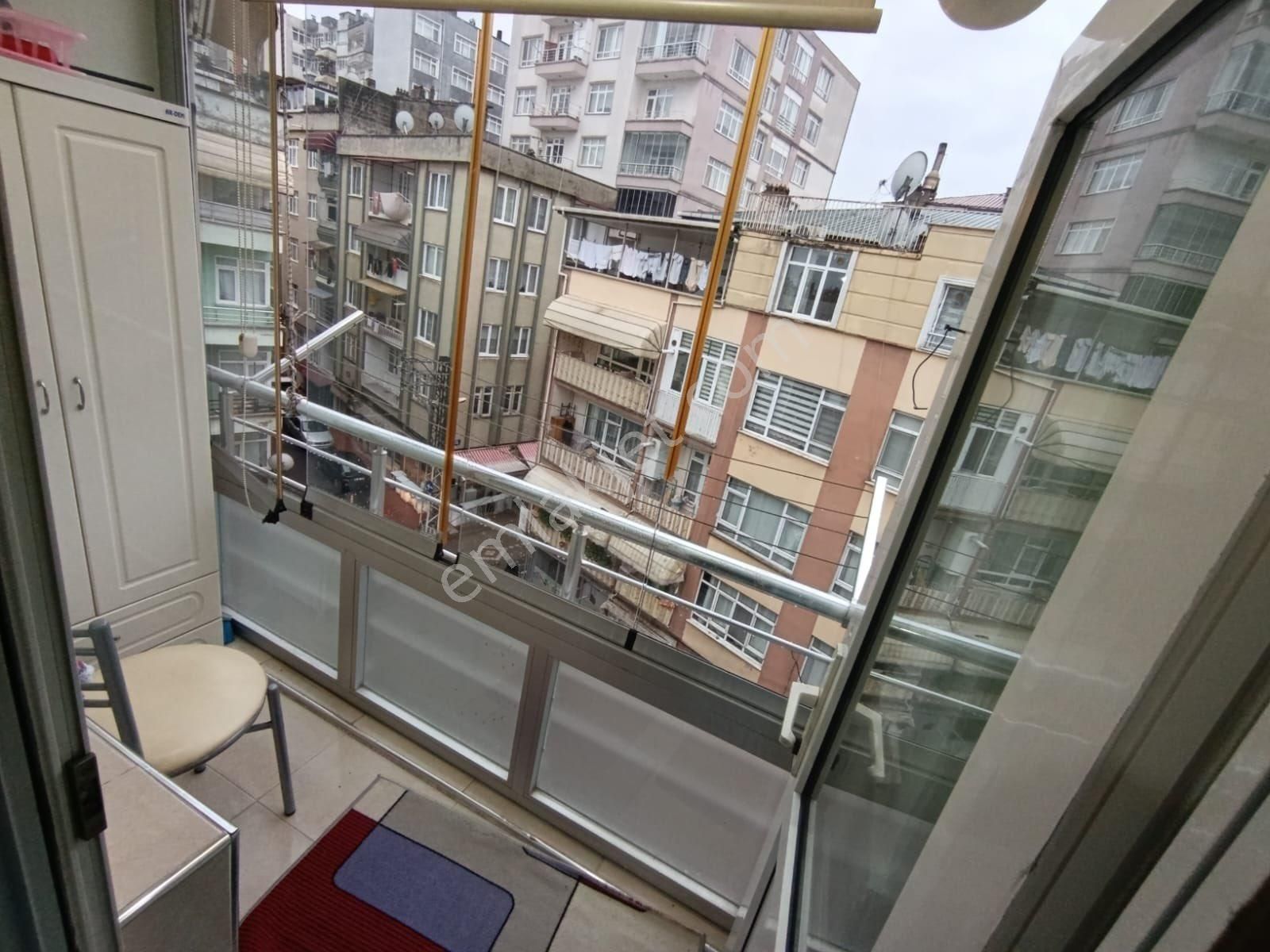 Hürriyet Mahallesinde İci Temiz Satılık Daire - Görsel 3