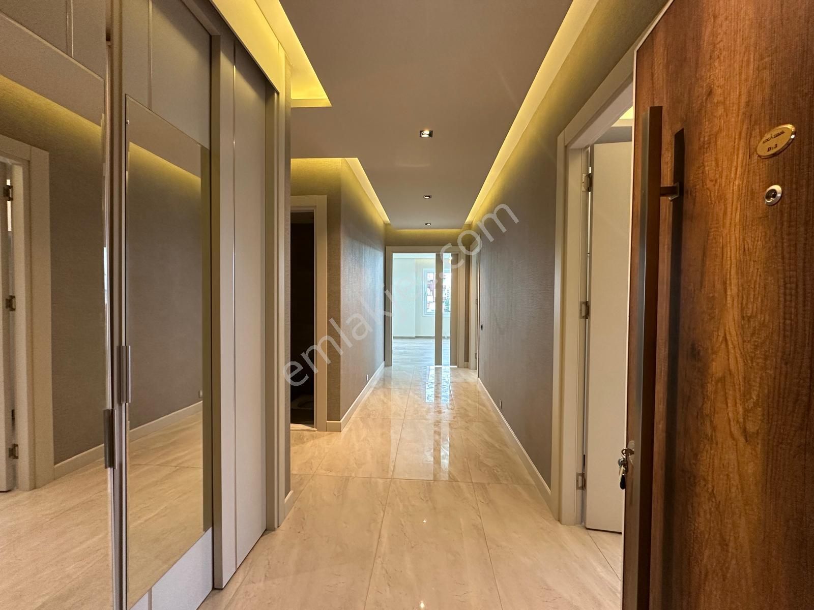 Erdemli Merkez'de, Sahile Yakın, Sıfır 3+1 Lüks Daire - Görsel 20