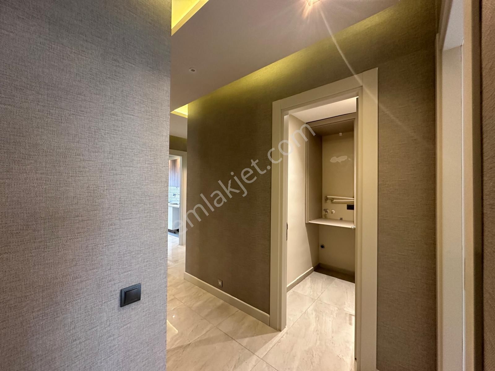 Erdemli Merkez'de, Sahile Yakın, Sıfır 3+1 Lüks Daire - Görsel 6