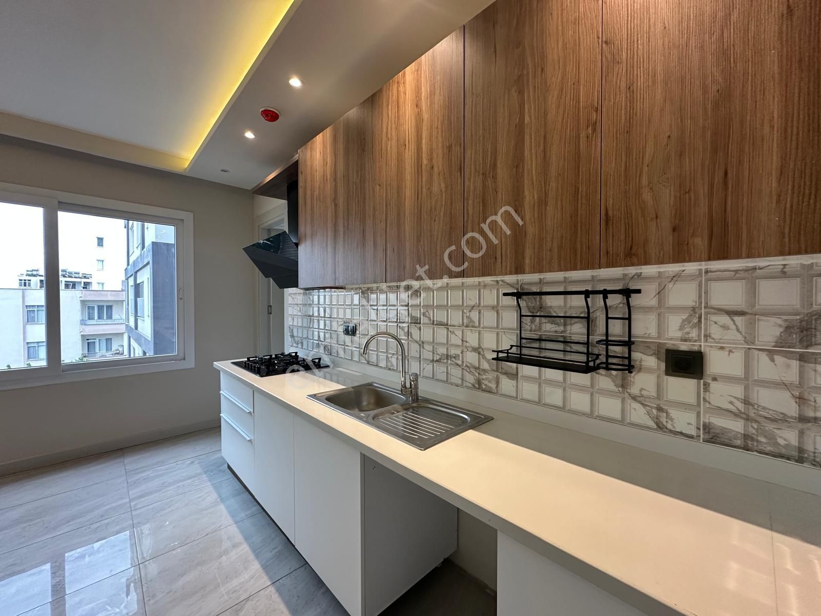 Erdemli Merkez'de, Sahile Yakın, Sıfır 3+1 Lüks Daire - Görsel 19