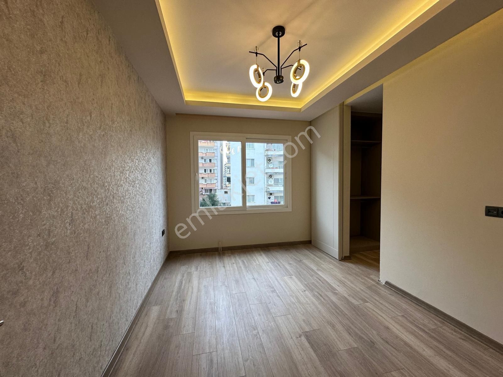 Erdemli Merkez'de, Sahile Yakın, Sıfır 3+1 Lüks Daire - Görsel 23