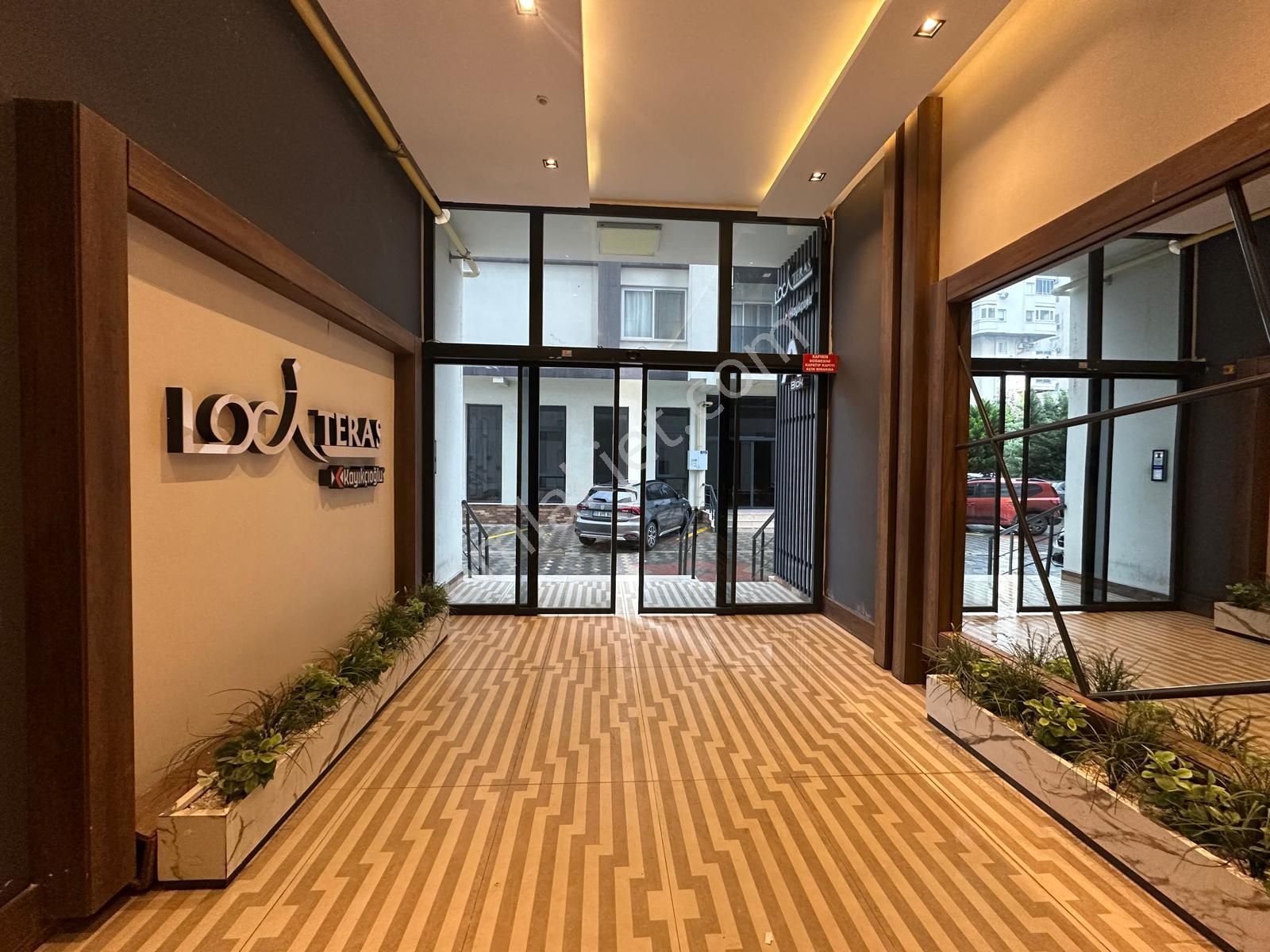 Erdemli Merkez'de, Sahile Yakın, Sıfır 3+1 Lüks Daire - Görsel 21