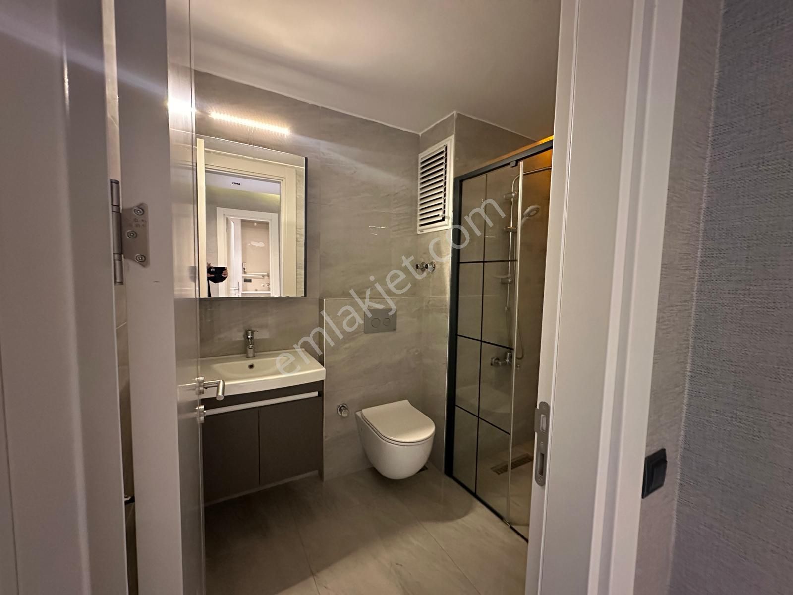 Erdemli Merkez'de, Sahile Yakın, Sıfır 3+1 Lüks Daire - Görsel 25