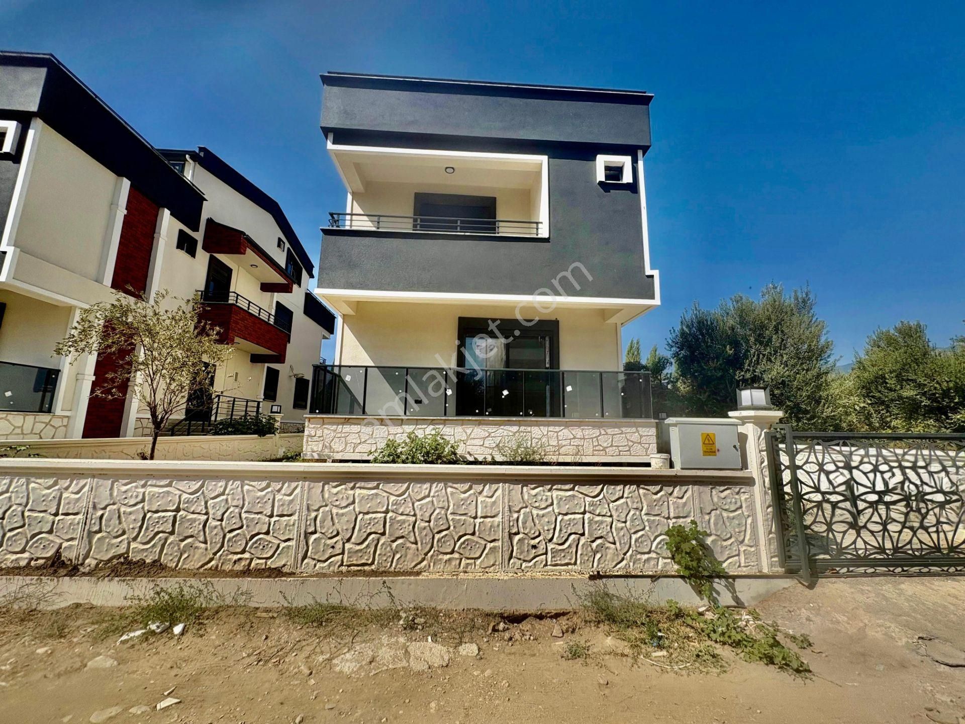 ▓karabuluttan▓zeytinli'de Doğayla İç İçe & Teraslı Lüx 3+1 Satılık Villa - Görsel 34