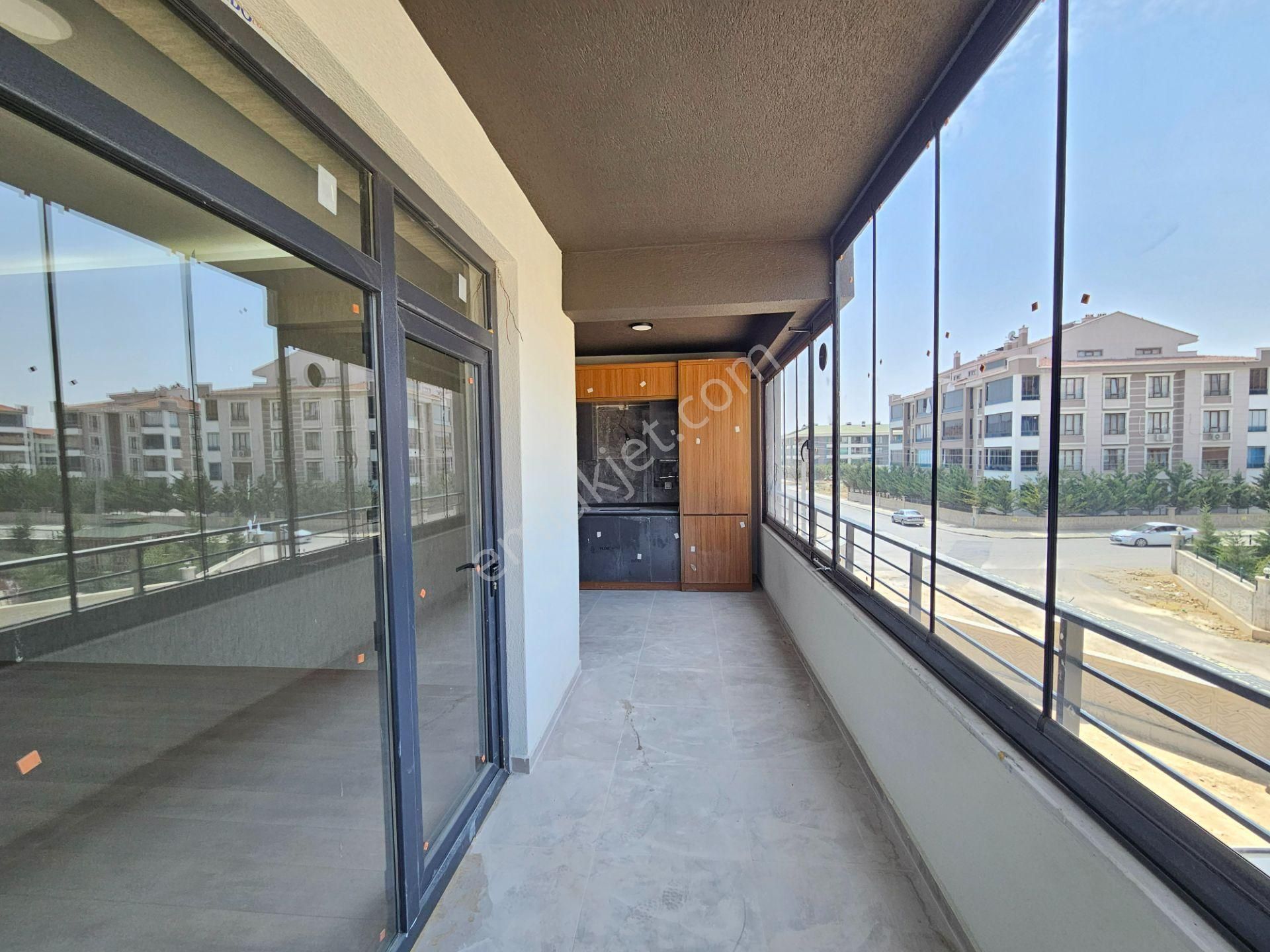 Mete Konaklarına Oldukça Yakın Satılık Site İçerisinde 3+1 Fırsat Lüx Sıfır Daireler - Görsel 5