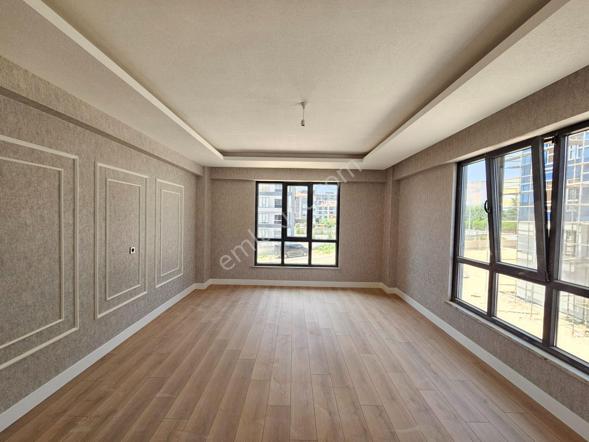 Mete Konaklarına Oldukça Yakın Satılık Site İçerisinde 3+1 Fırsat Lüx Sıfır Daireler - Görsel 3