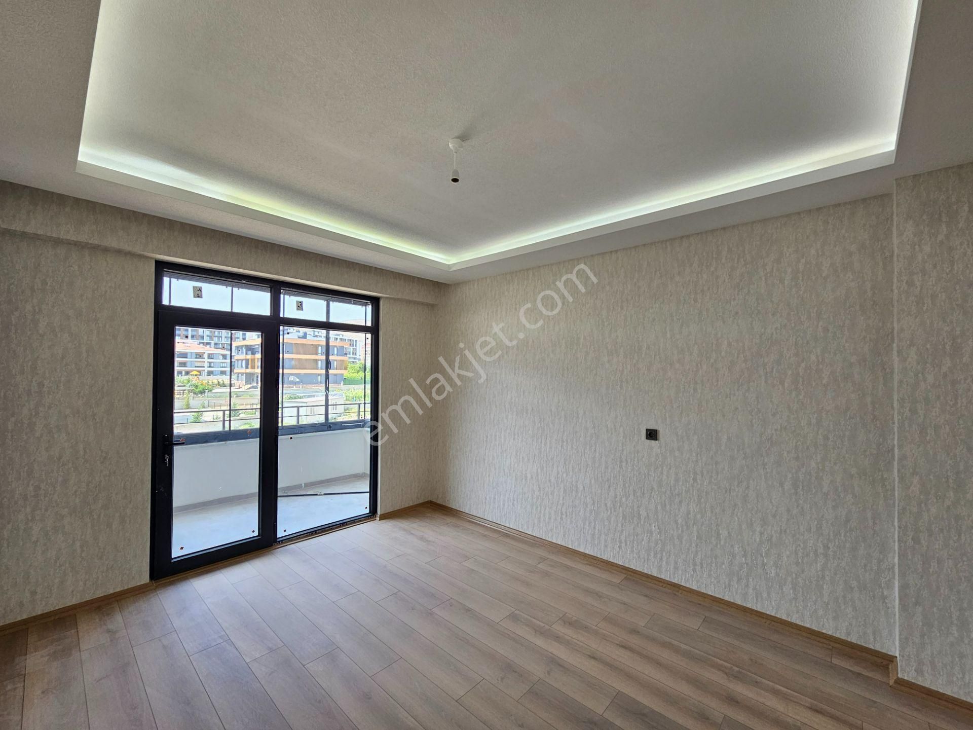 Mete Konaklarına Oldukça Yakın Satılık Site İçerisinde 3+1 Fırsat Lüx Sıfır Daireler - Görsel 4