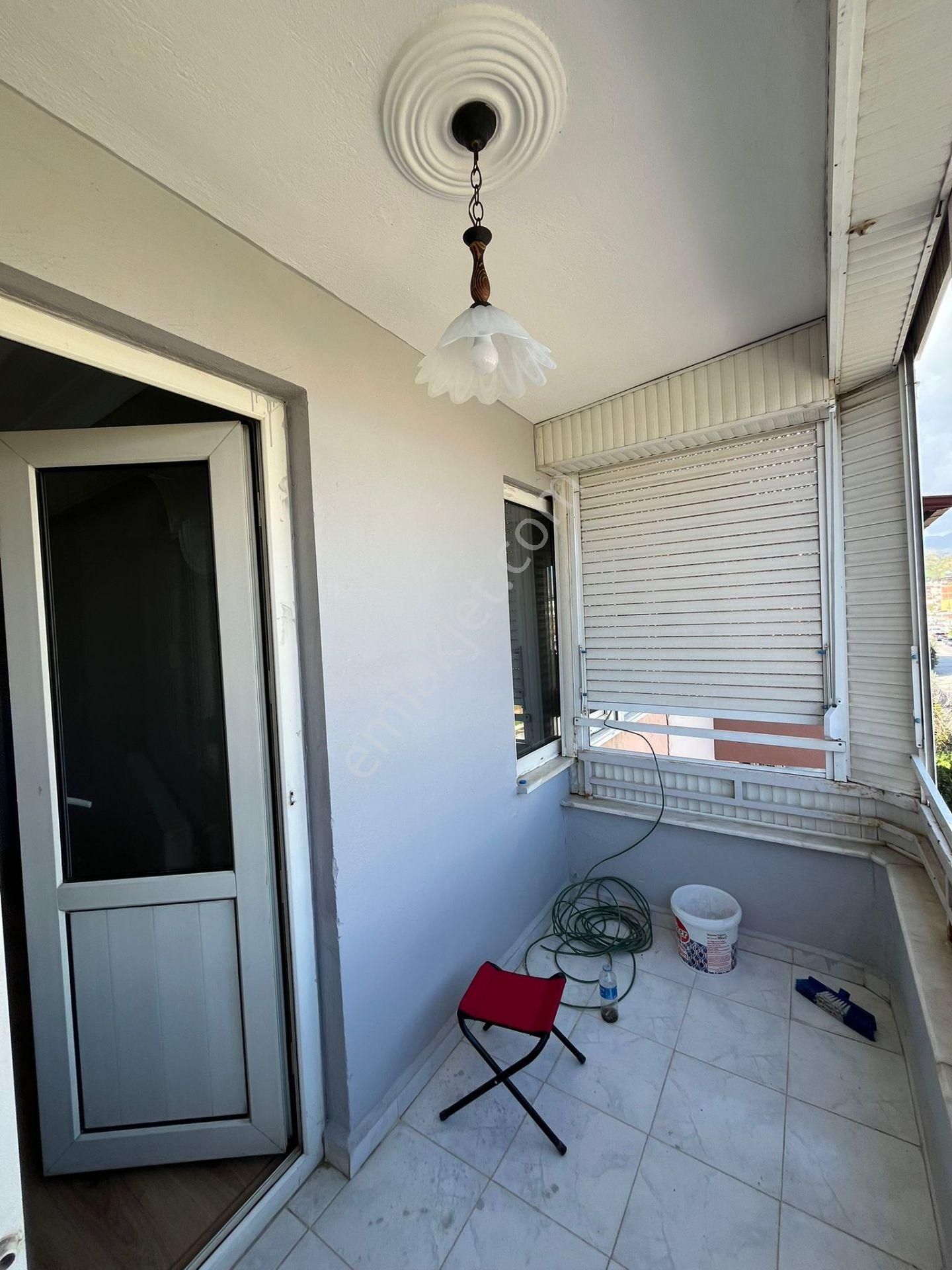 Turan Mahallesinde Full Tadilatlı Doğalgaz Kombili 2+1 Masrafsız Daire - Görsel 20