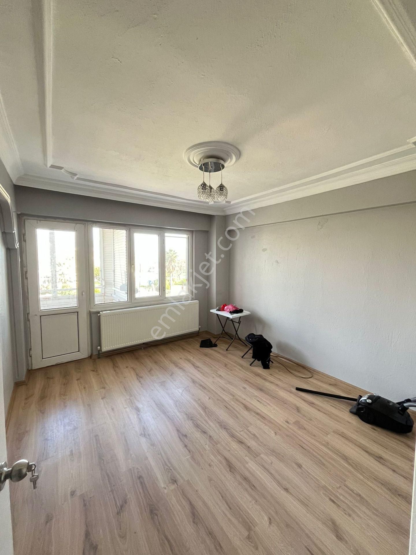 Turan Mahallesinde Full Tadilatlı Doğalgaz Kombili 2+1 Masrafsız Daire - Görsel 10